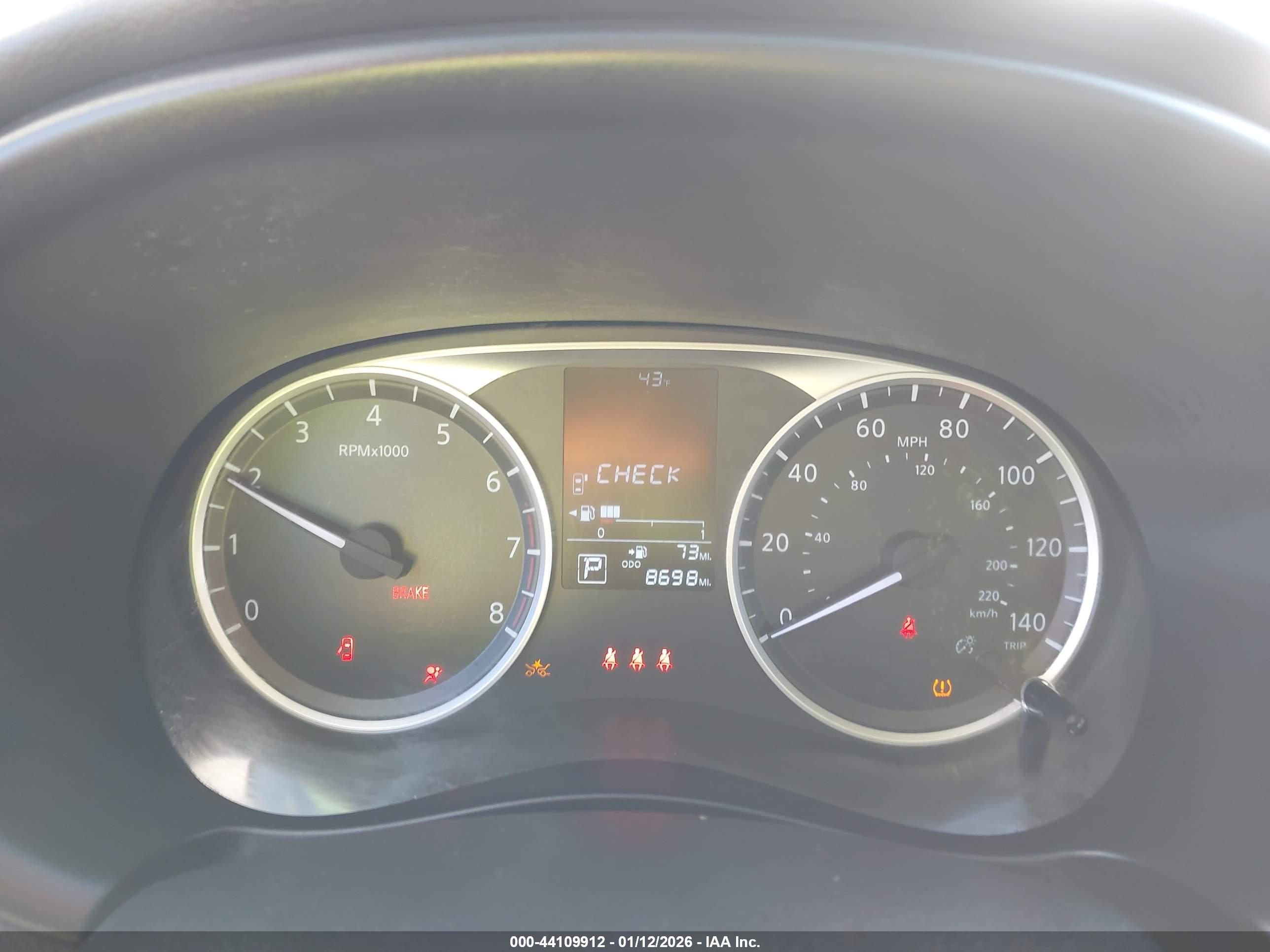 NISSAN KICKS image 7