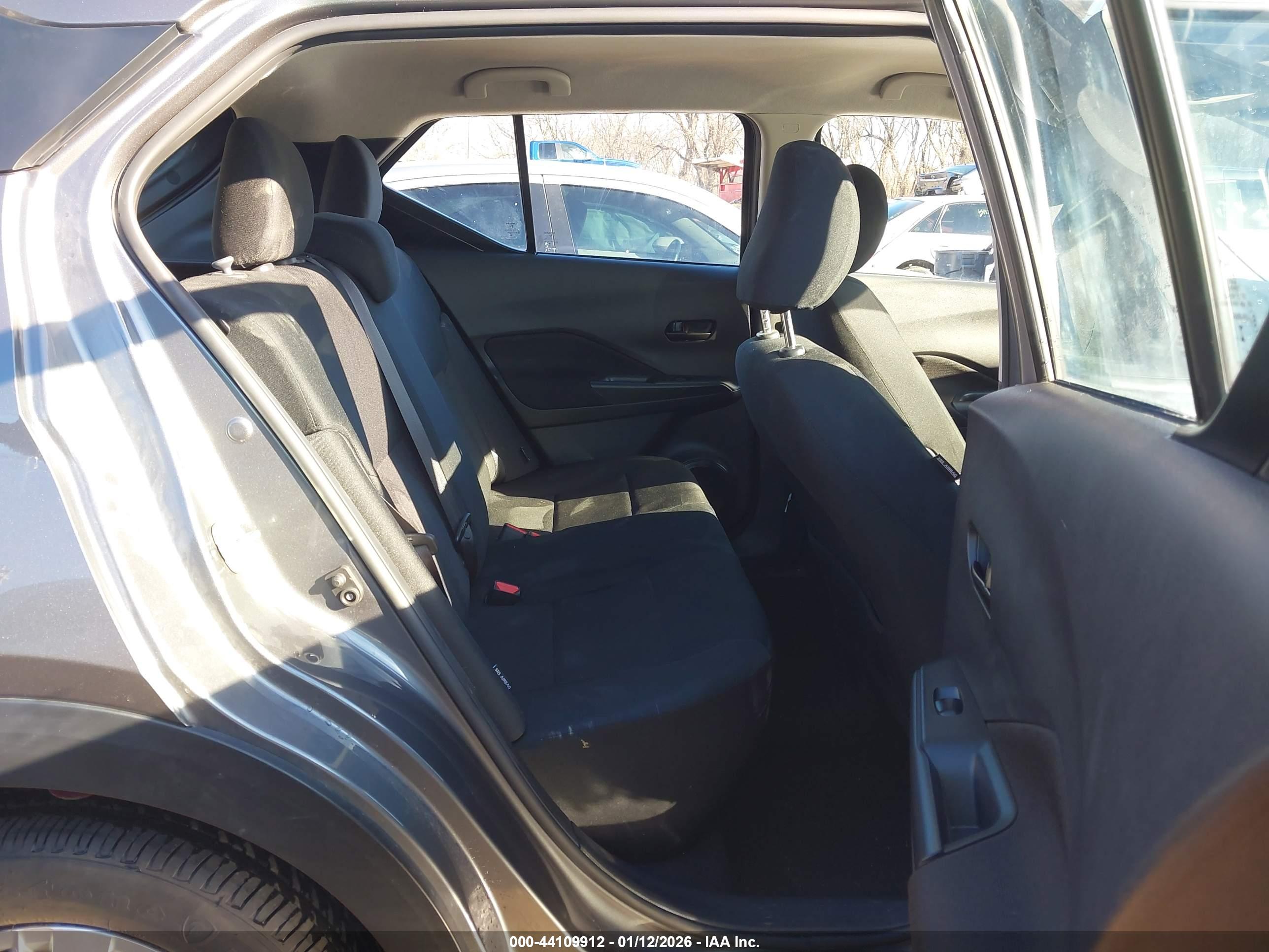 NISSAN KICKS image 8