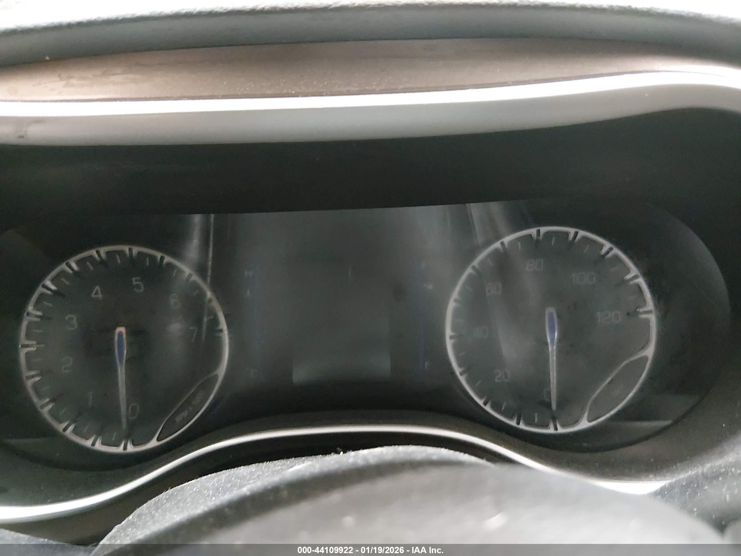 CHRYSLER PACIFICA image 7