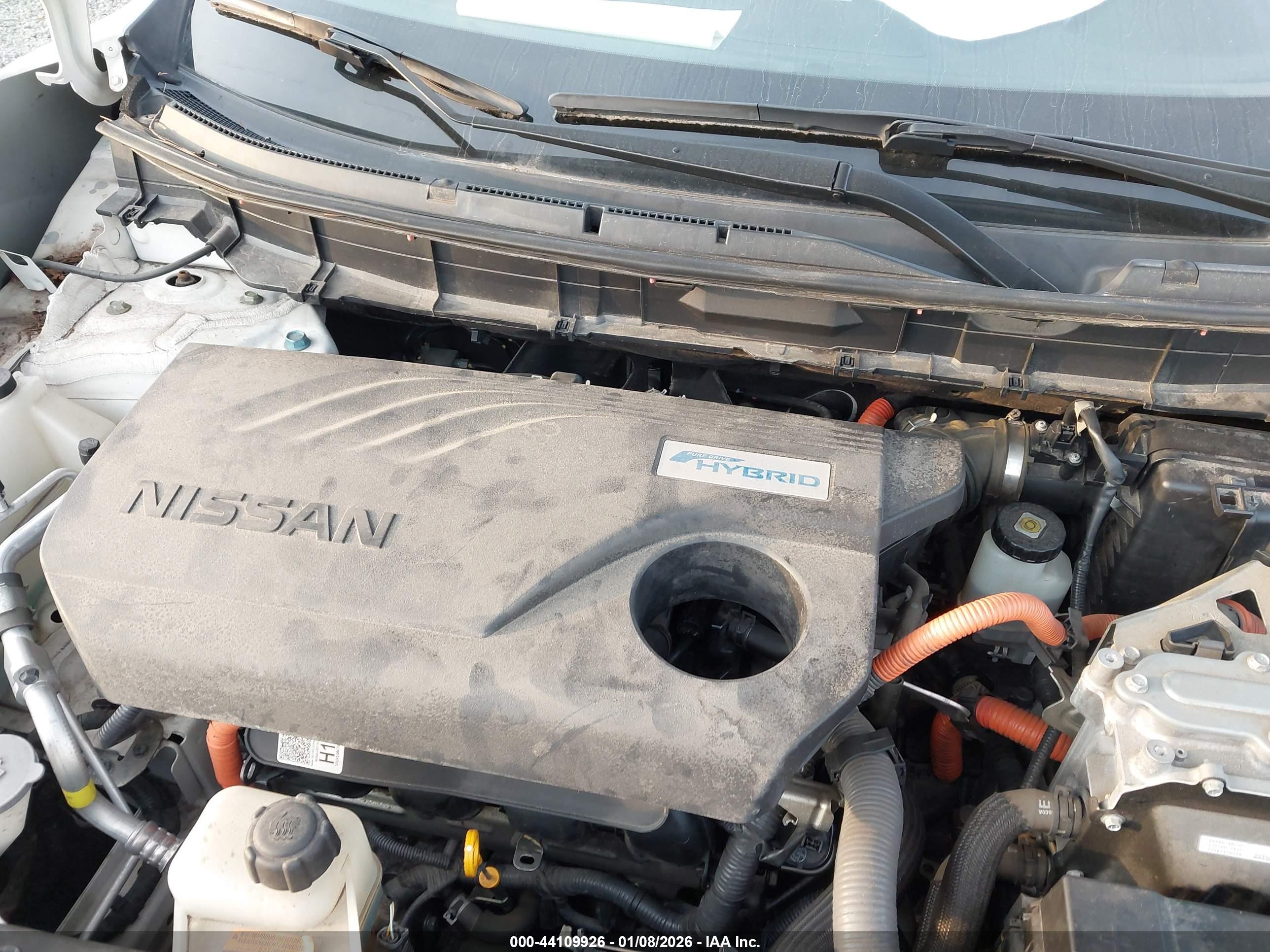 NISSAN ROGUE image 10