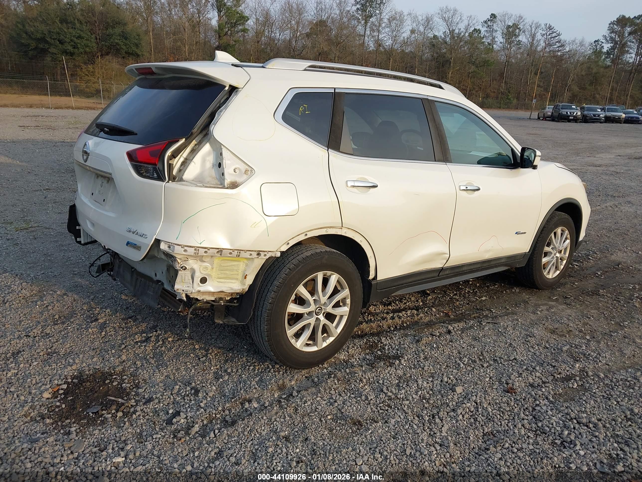 NISSAN ROGUE image 4