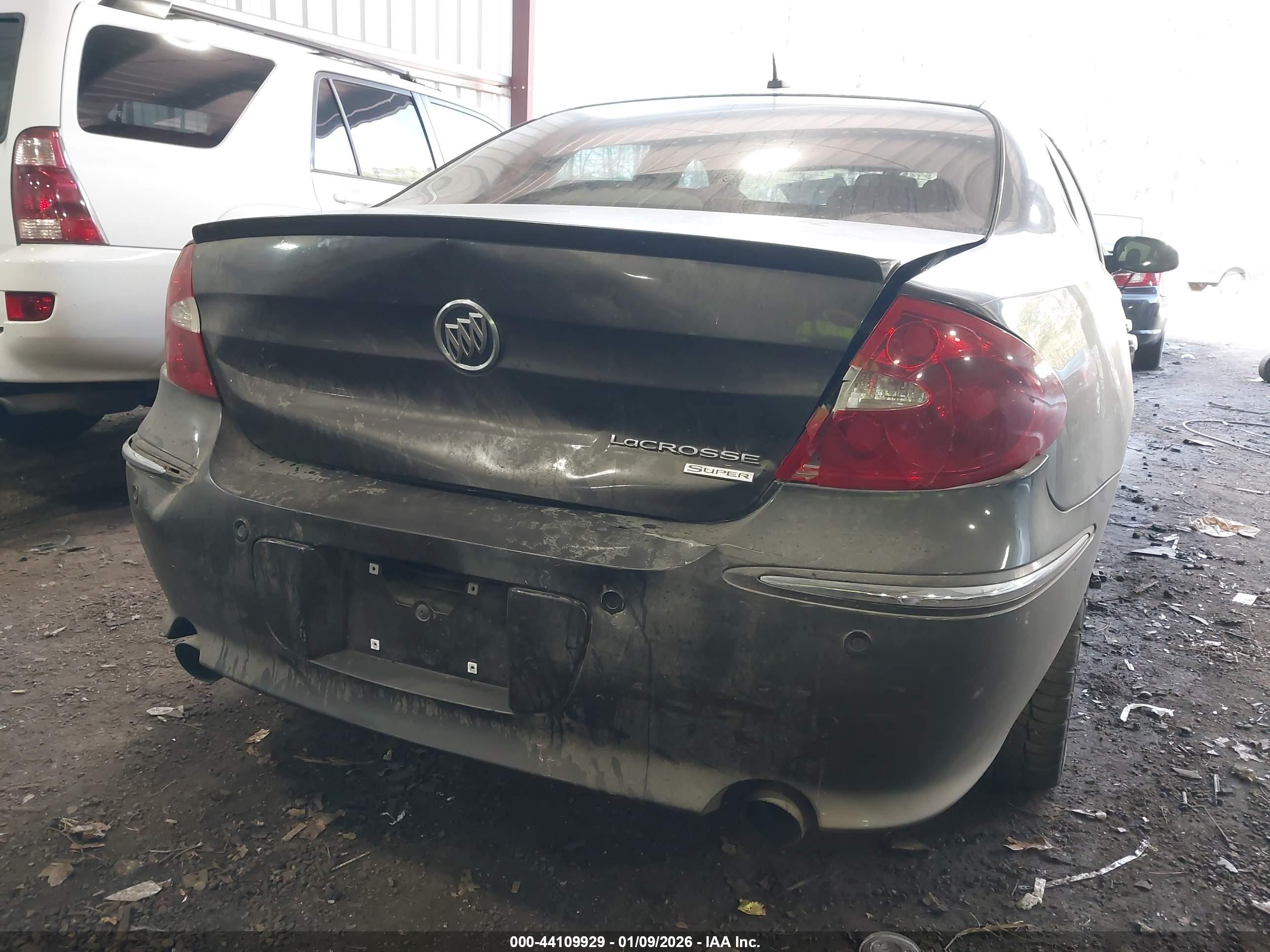 BUICK LACROSSE image 6