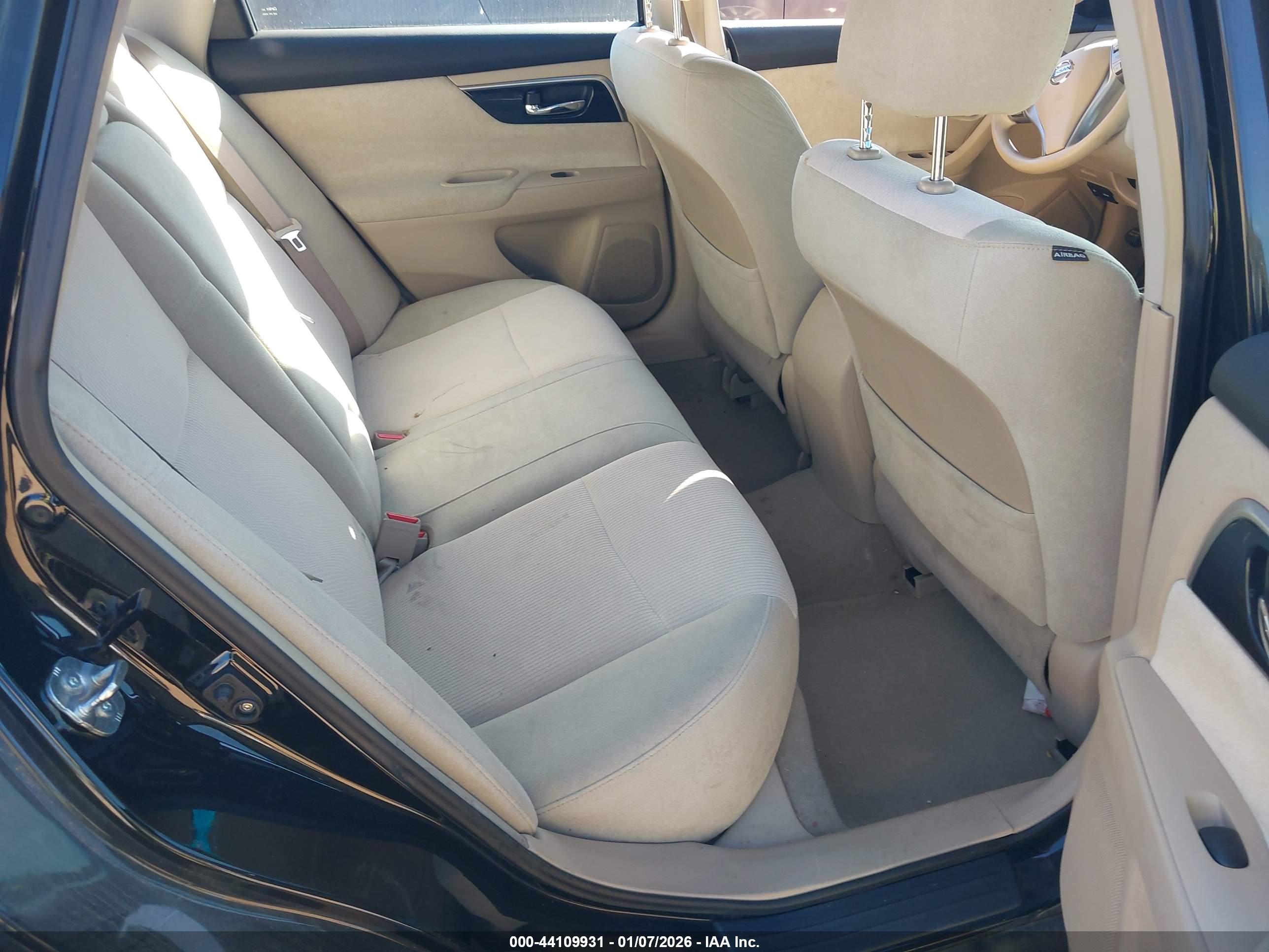 NISSAN ALTIMA image 8
