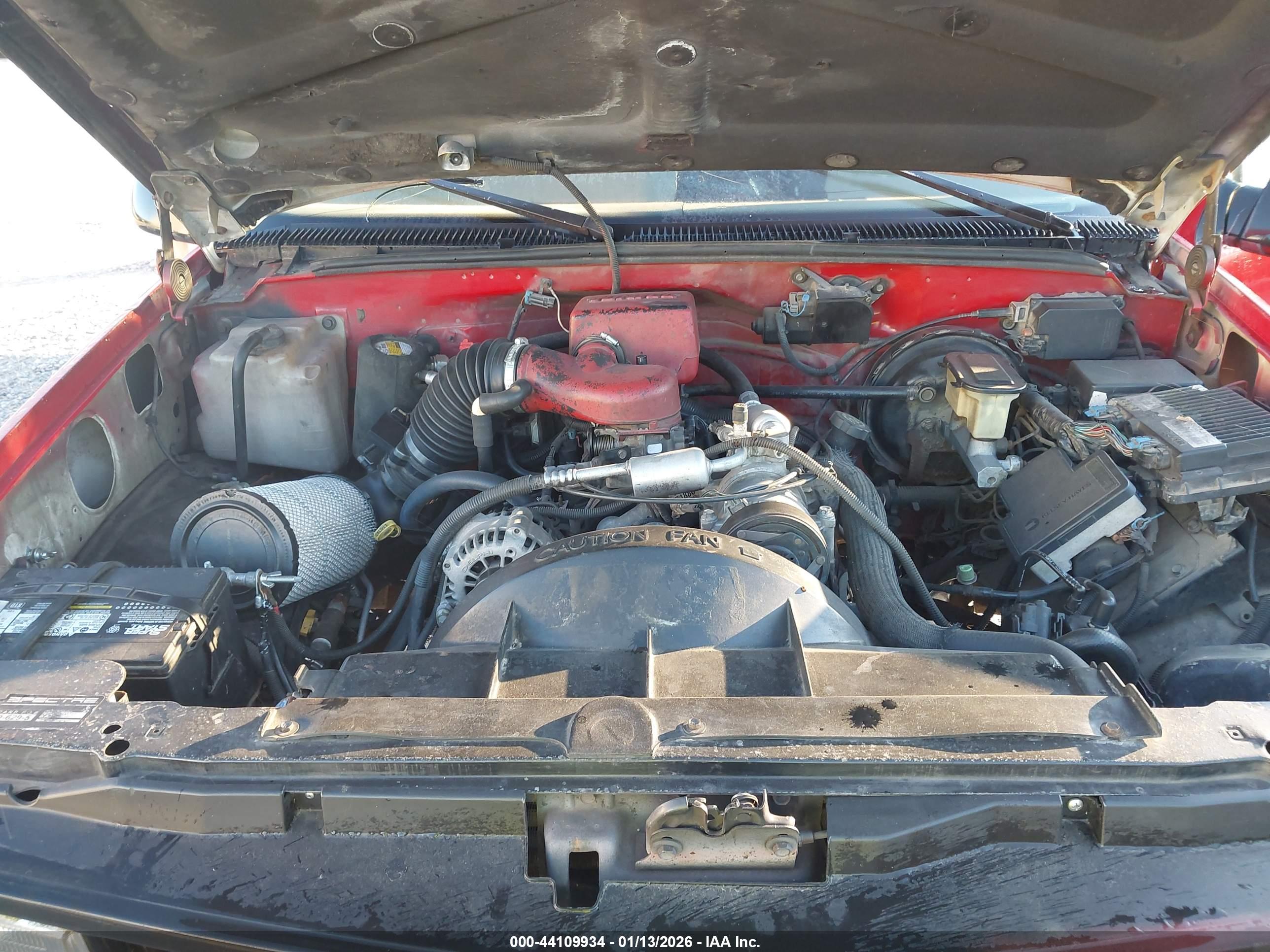 CHEVROLET C1500 image 10