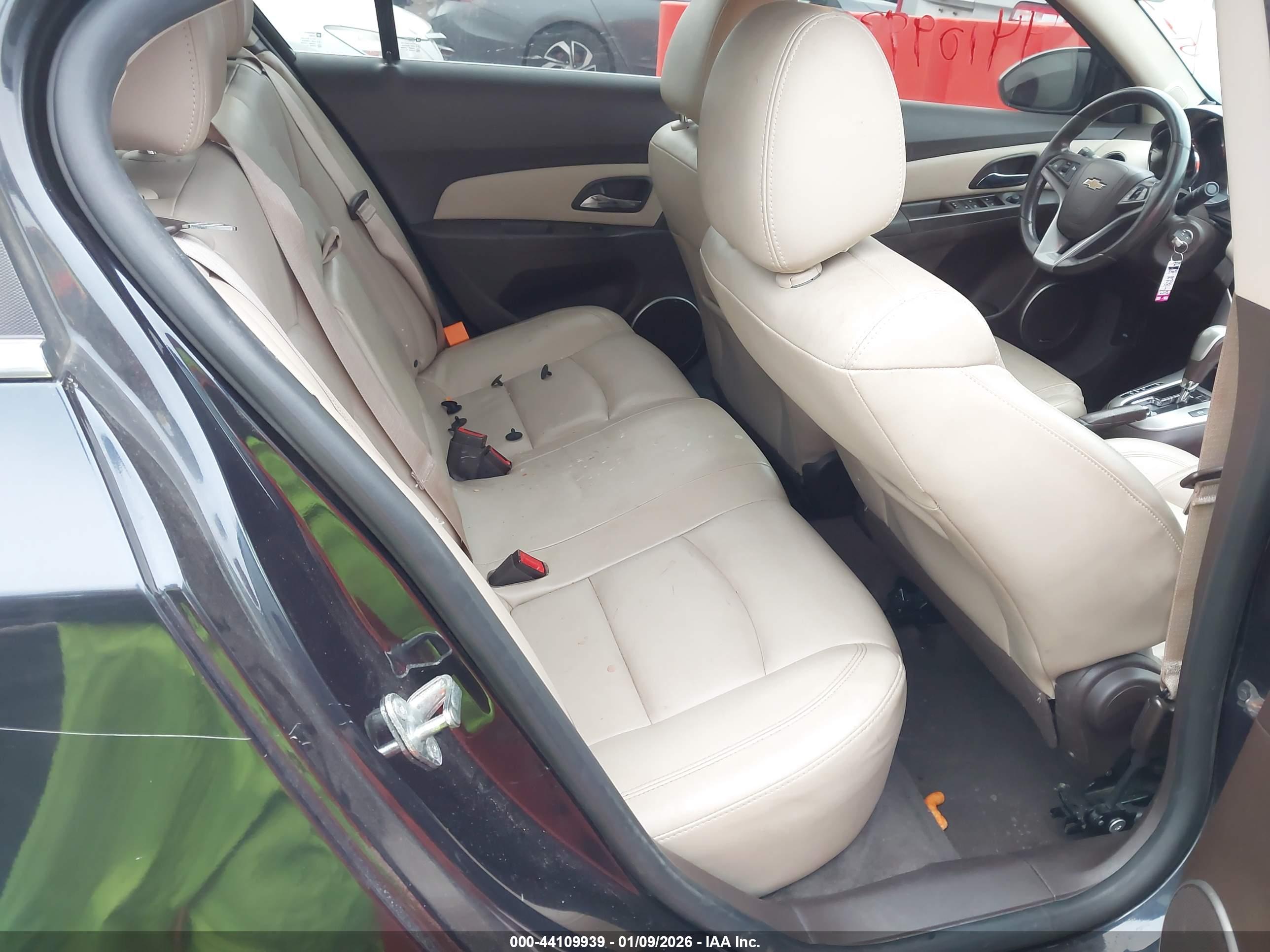 CHEVROLET CRUZE image 8