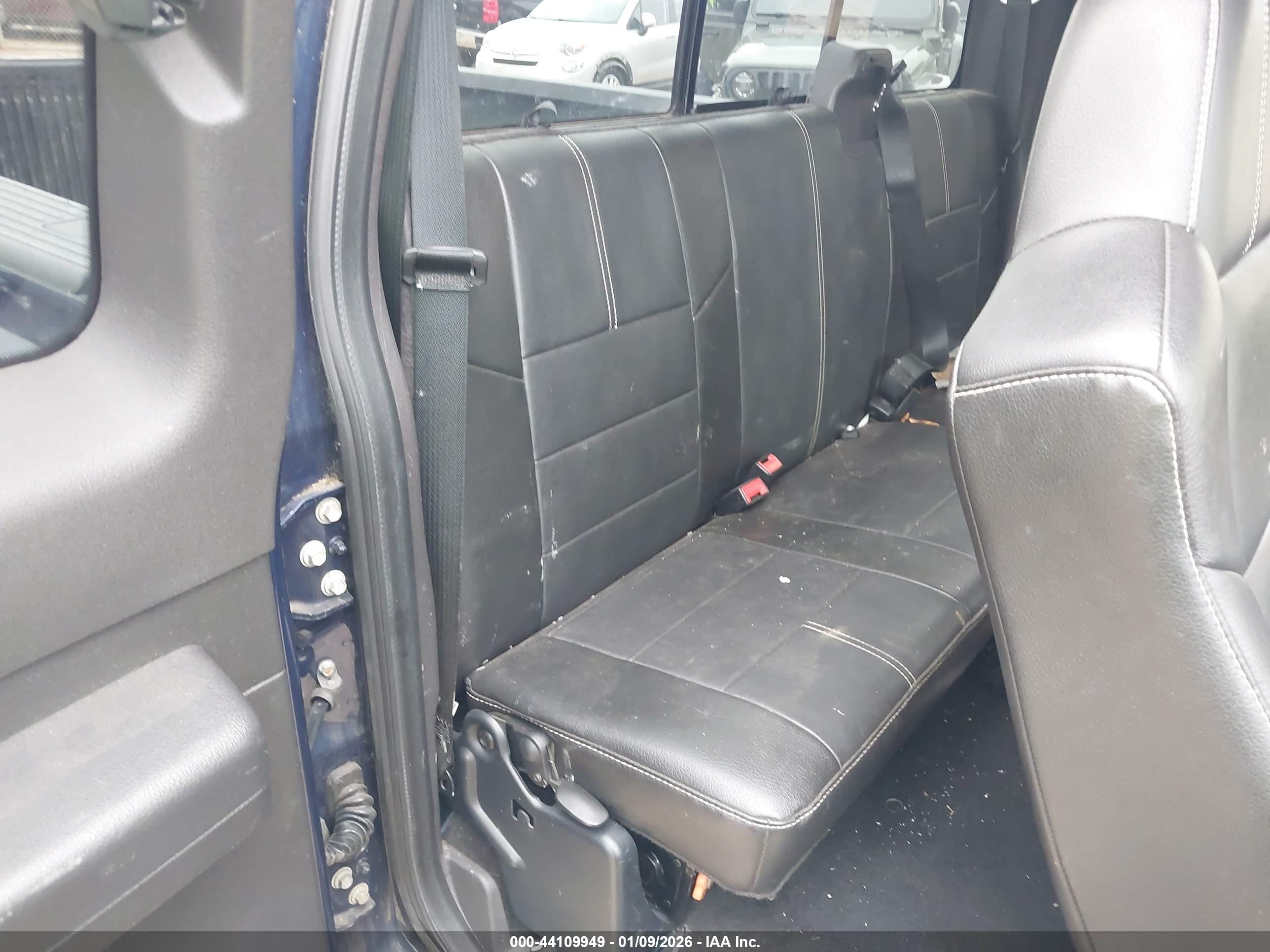 FORD F-250 image 8