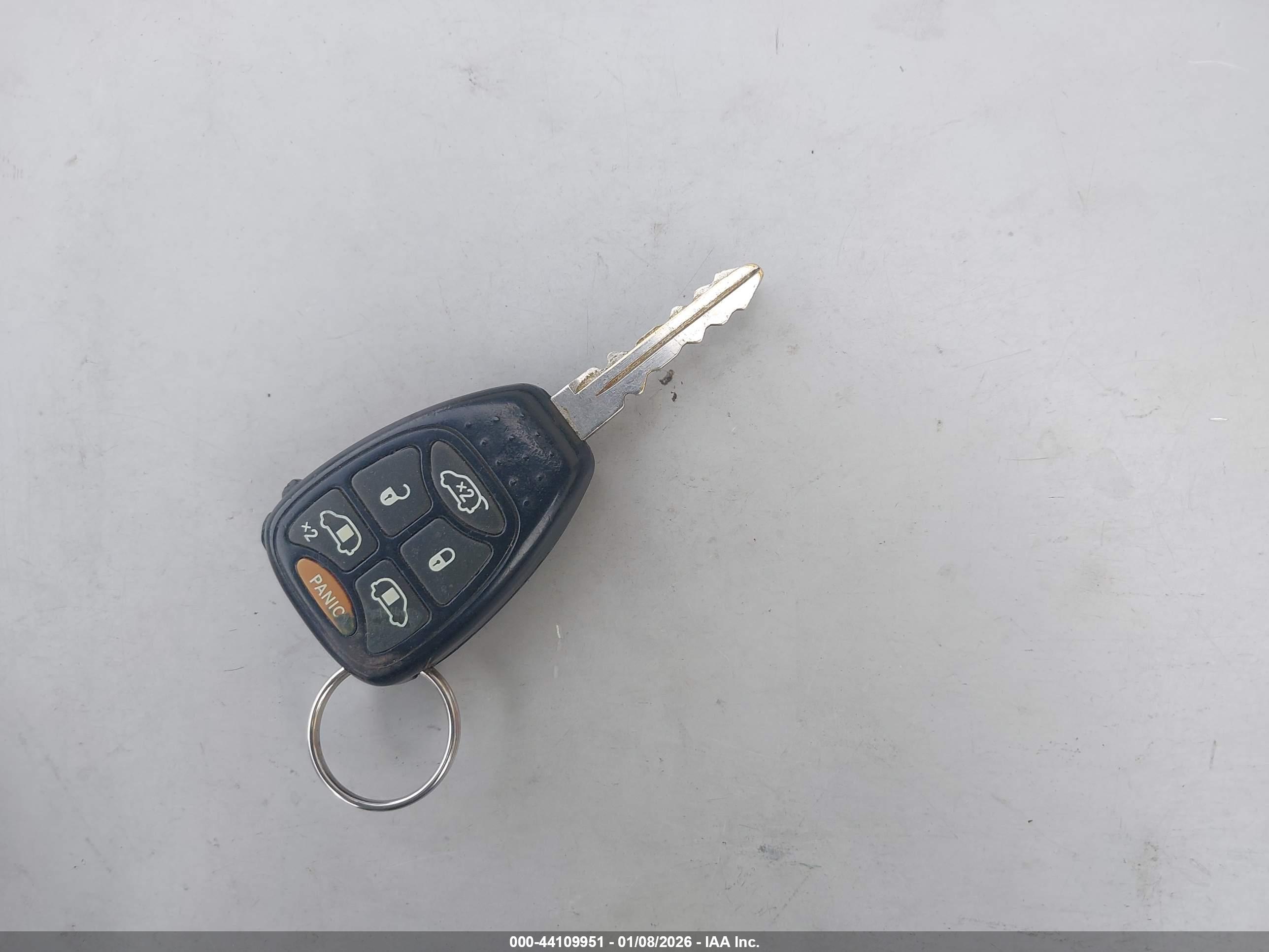 CHRYSLER TOWN image 11