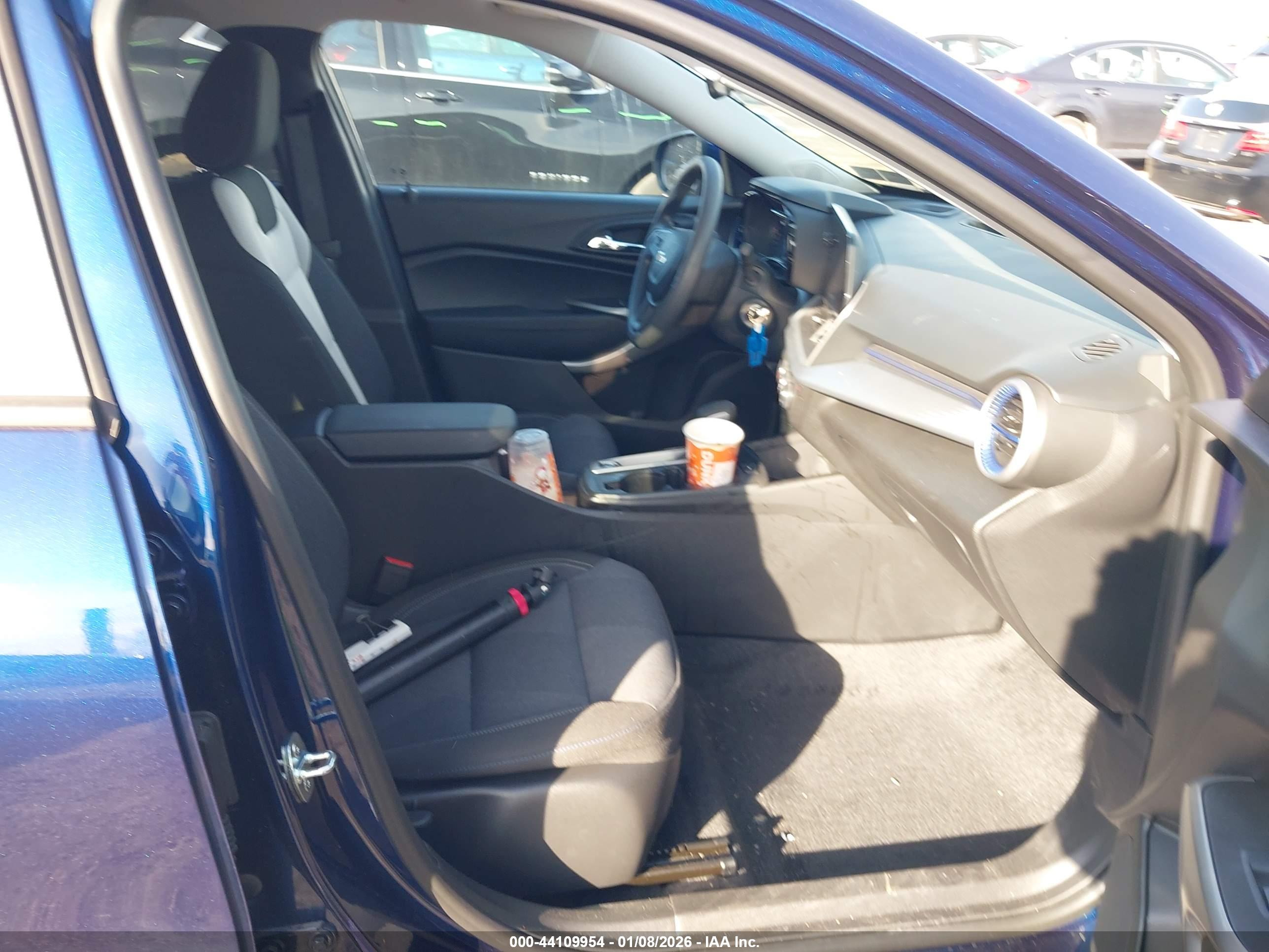 CHEVROLET TRAX image 5
