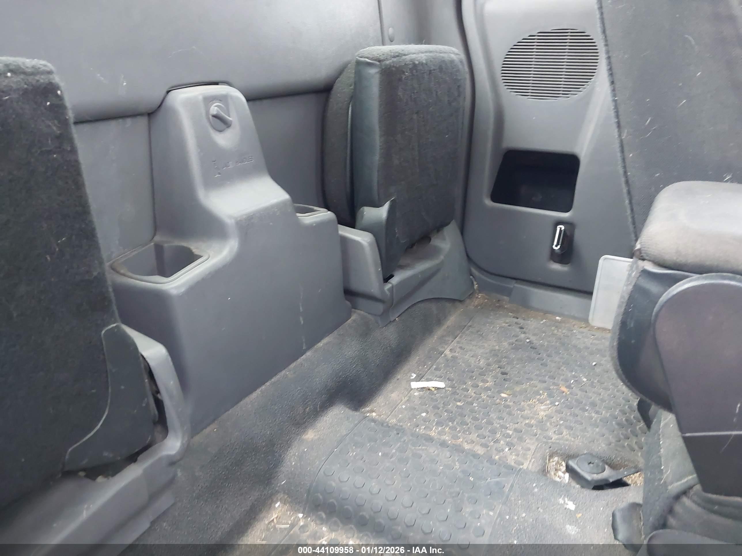 FORD RANGER image 8