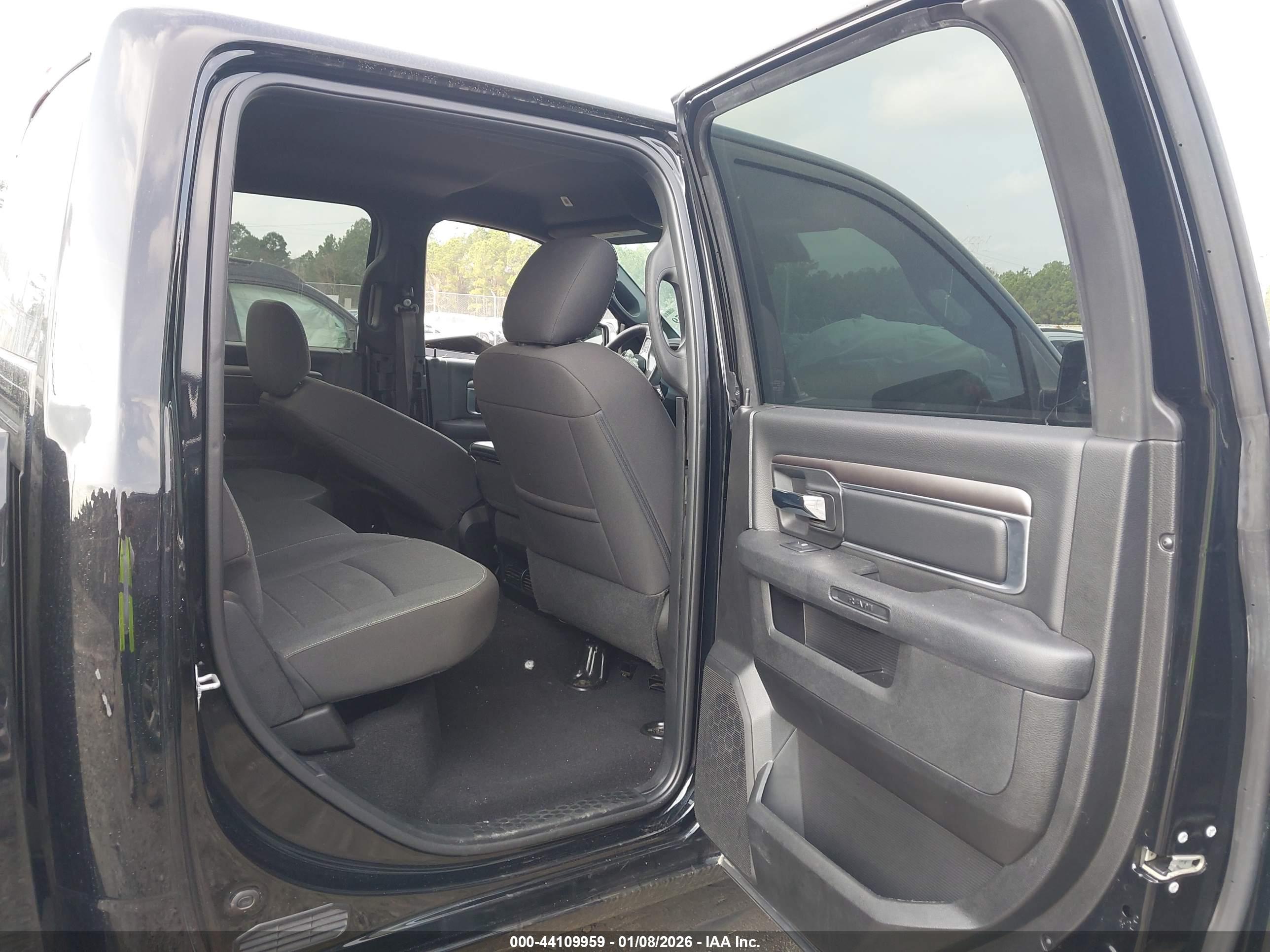 RAM 1500 image 8