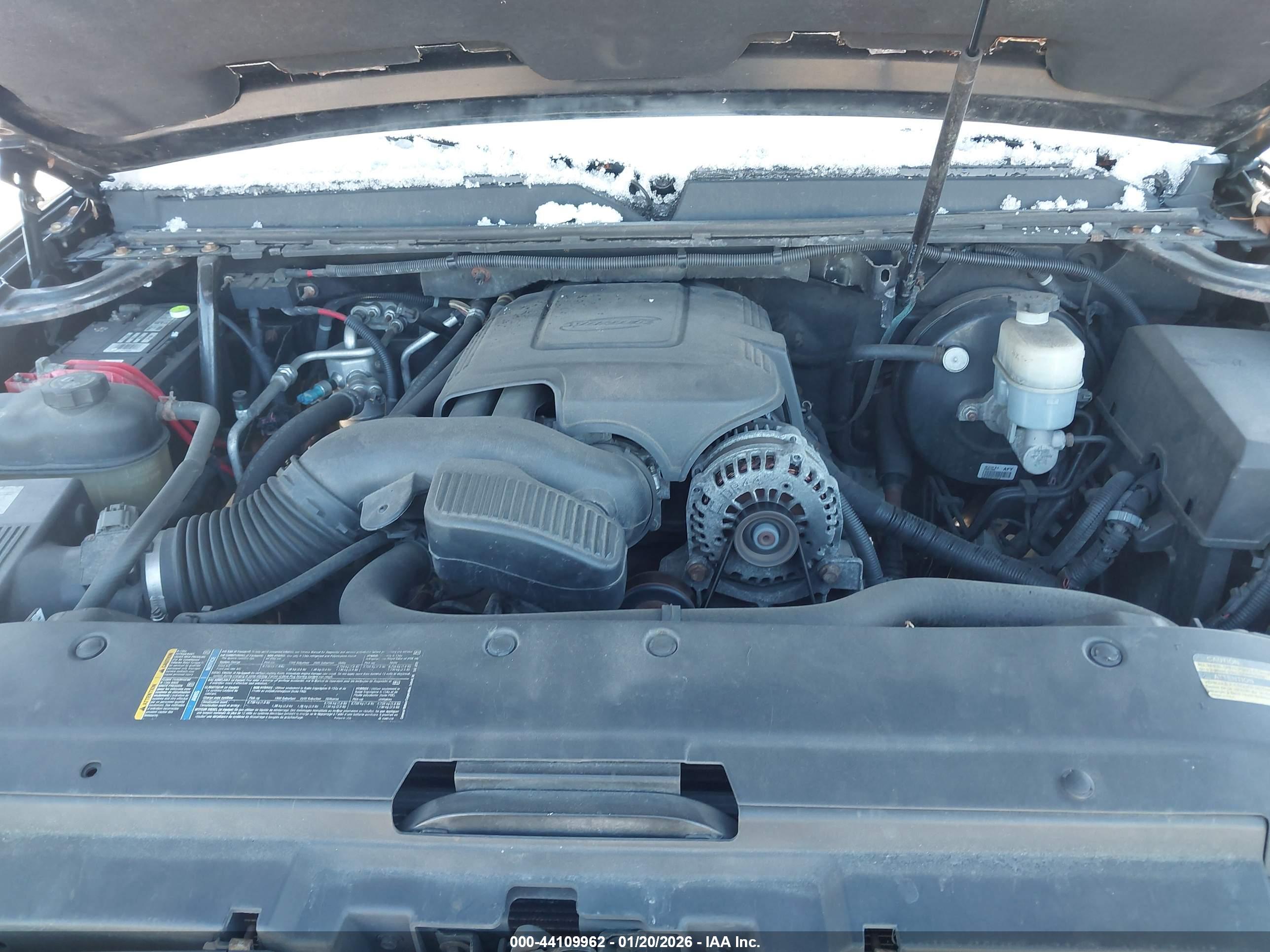 GMC YUKON image 10
