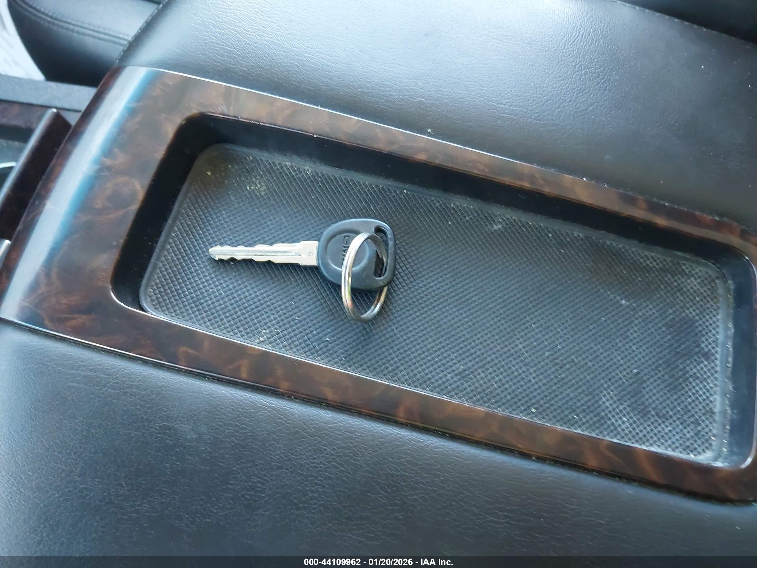 GMC YUKON image 11