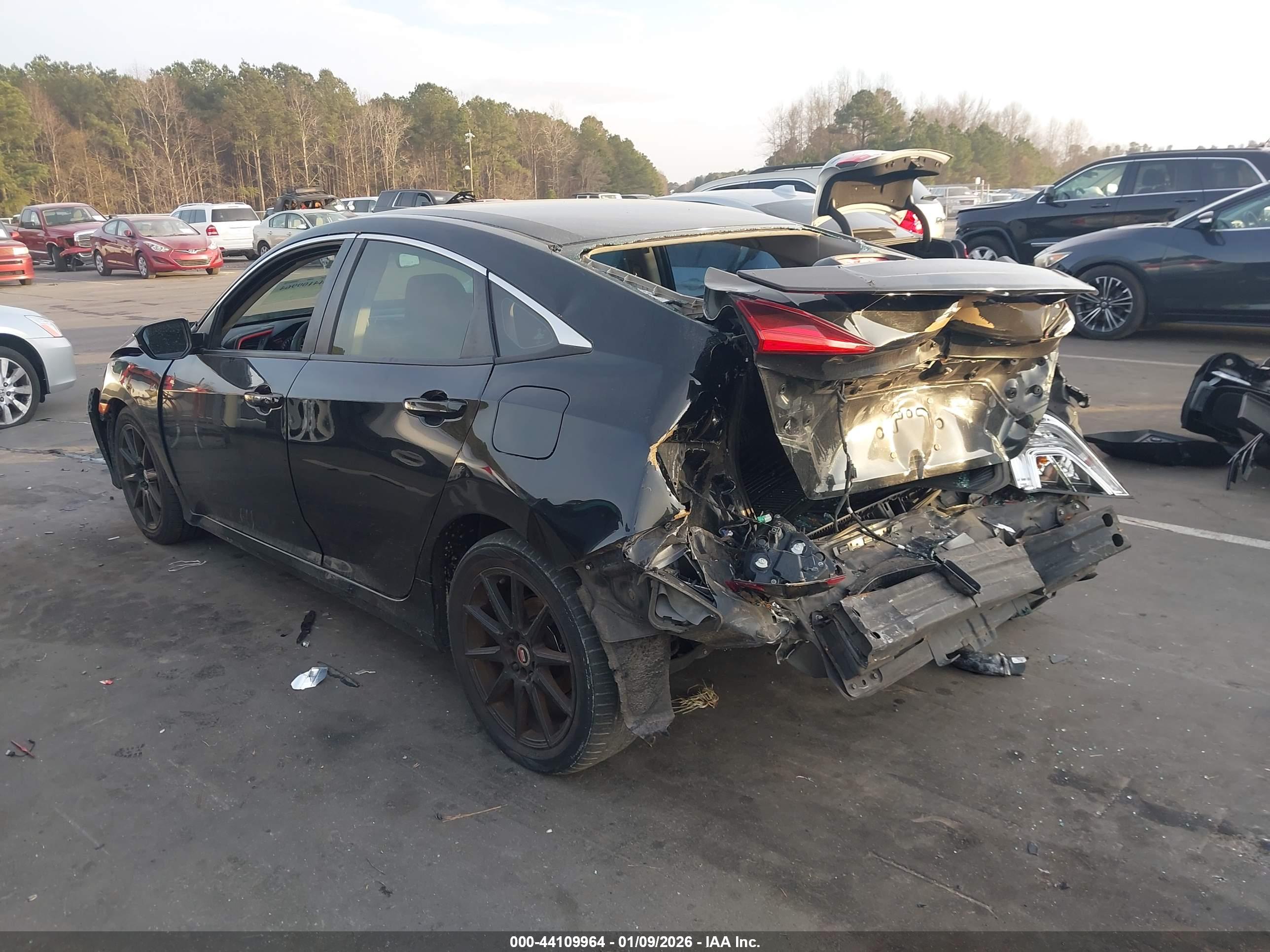 HONDA CIVIC image 3