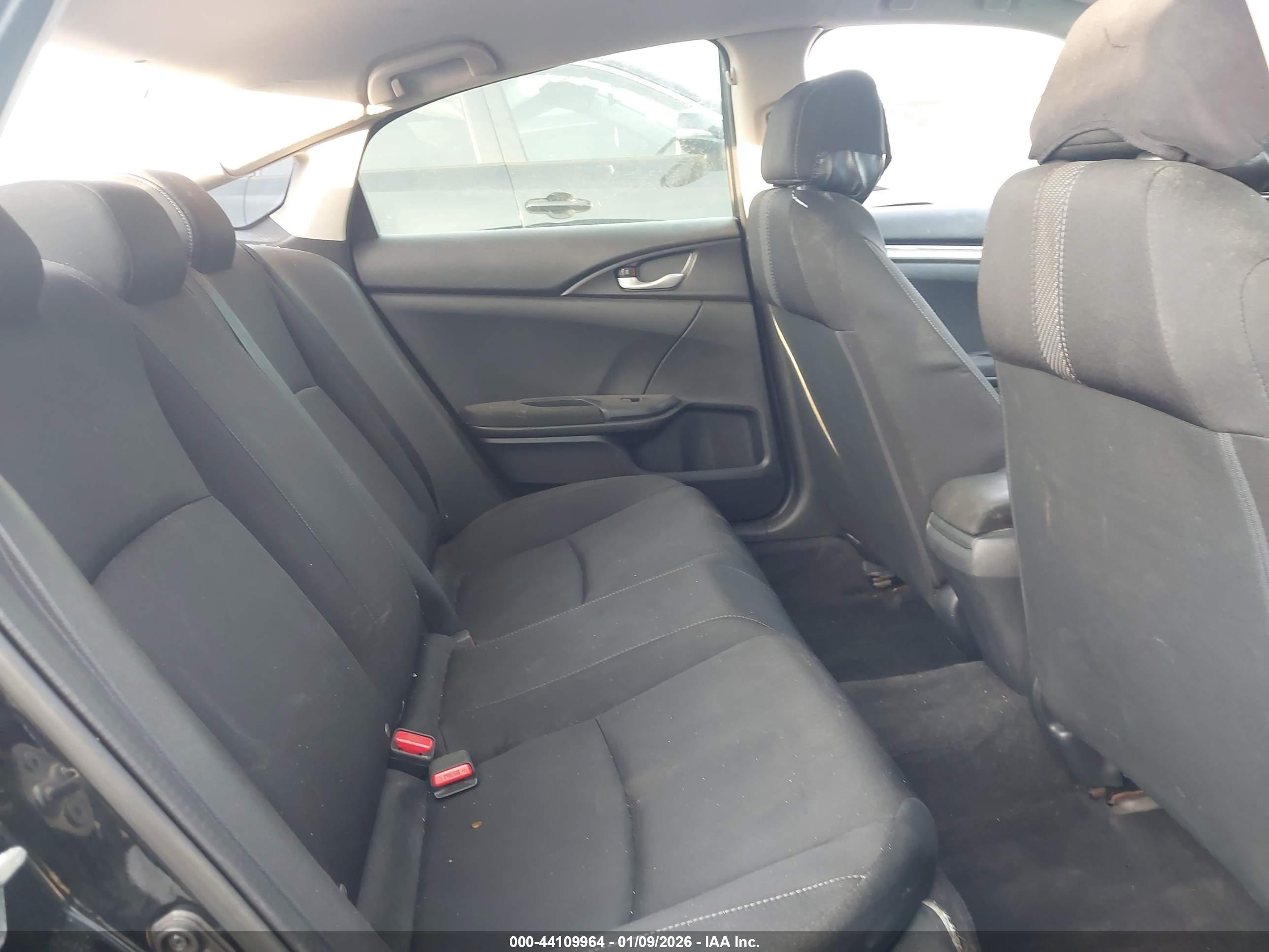 HONDA CIVIC image 8