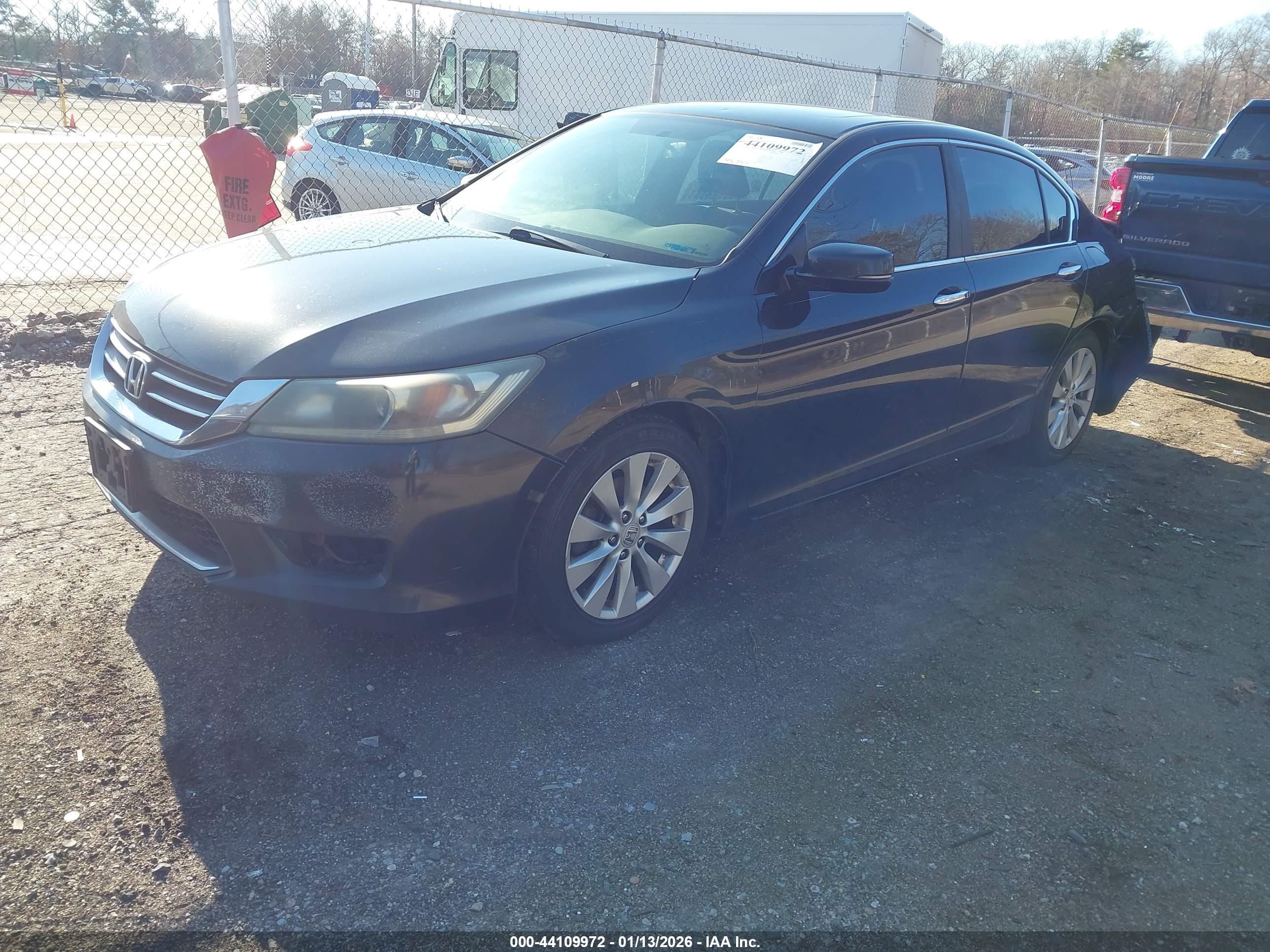 HONDA ACCORD image 2