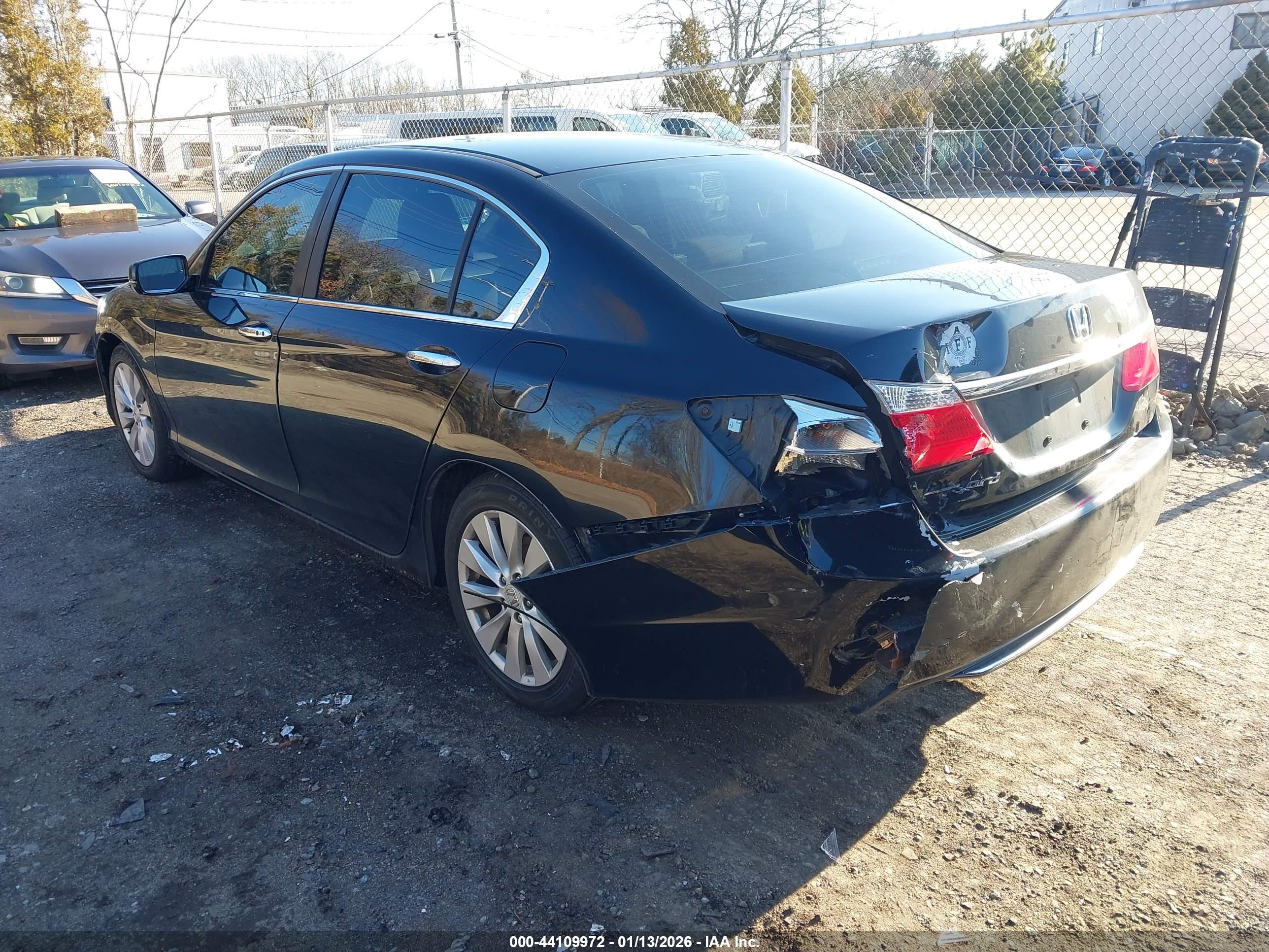HONDA ACCORD image 3