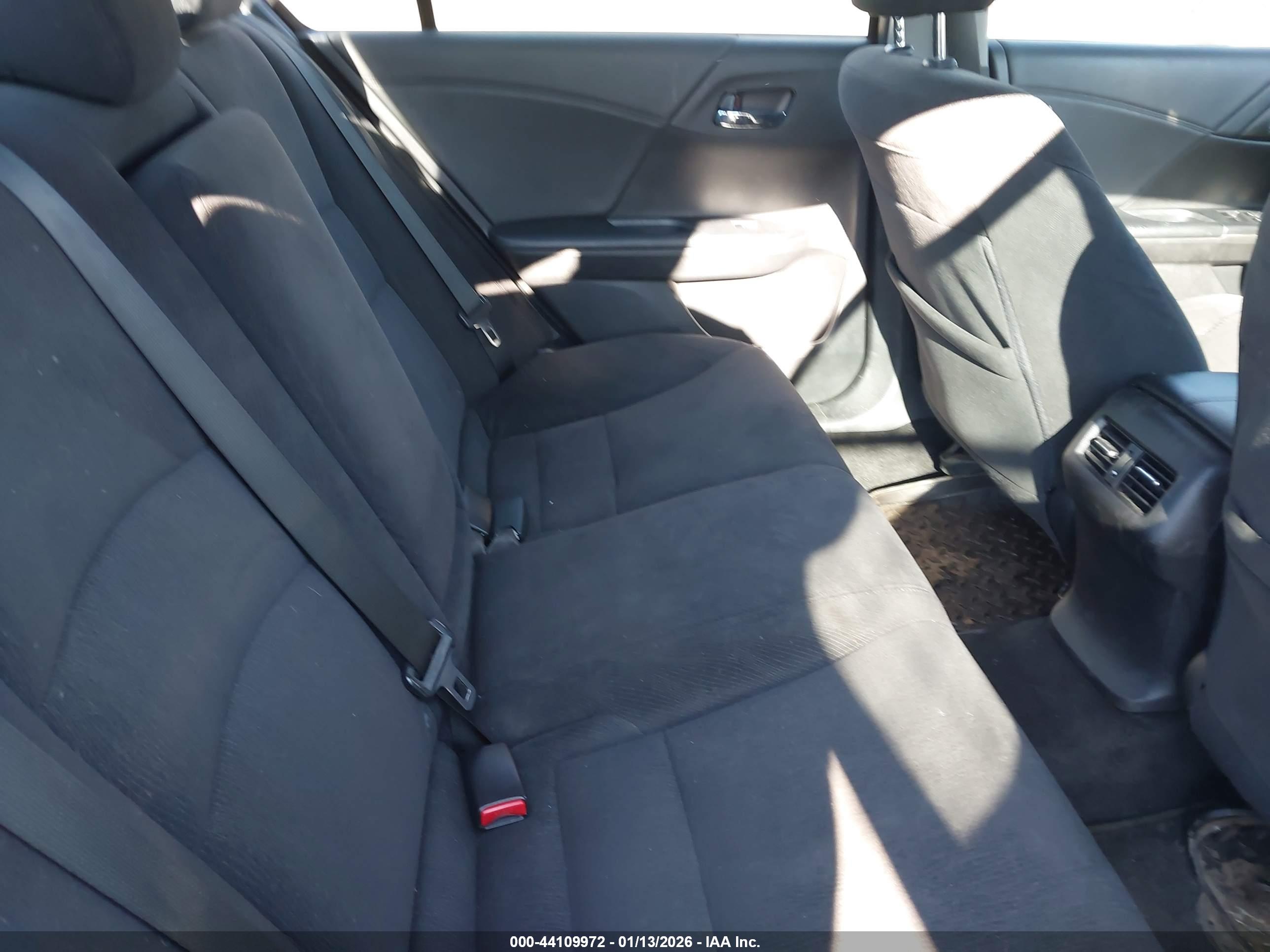 HONDA ACCORD image 8
