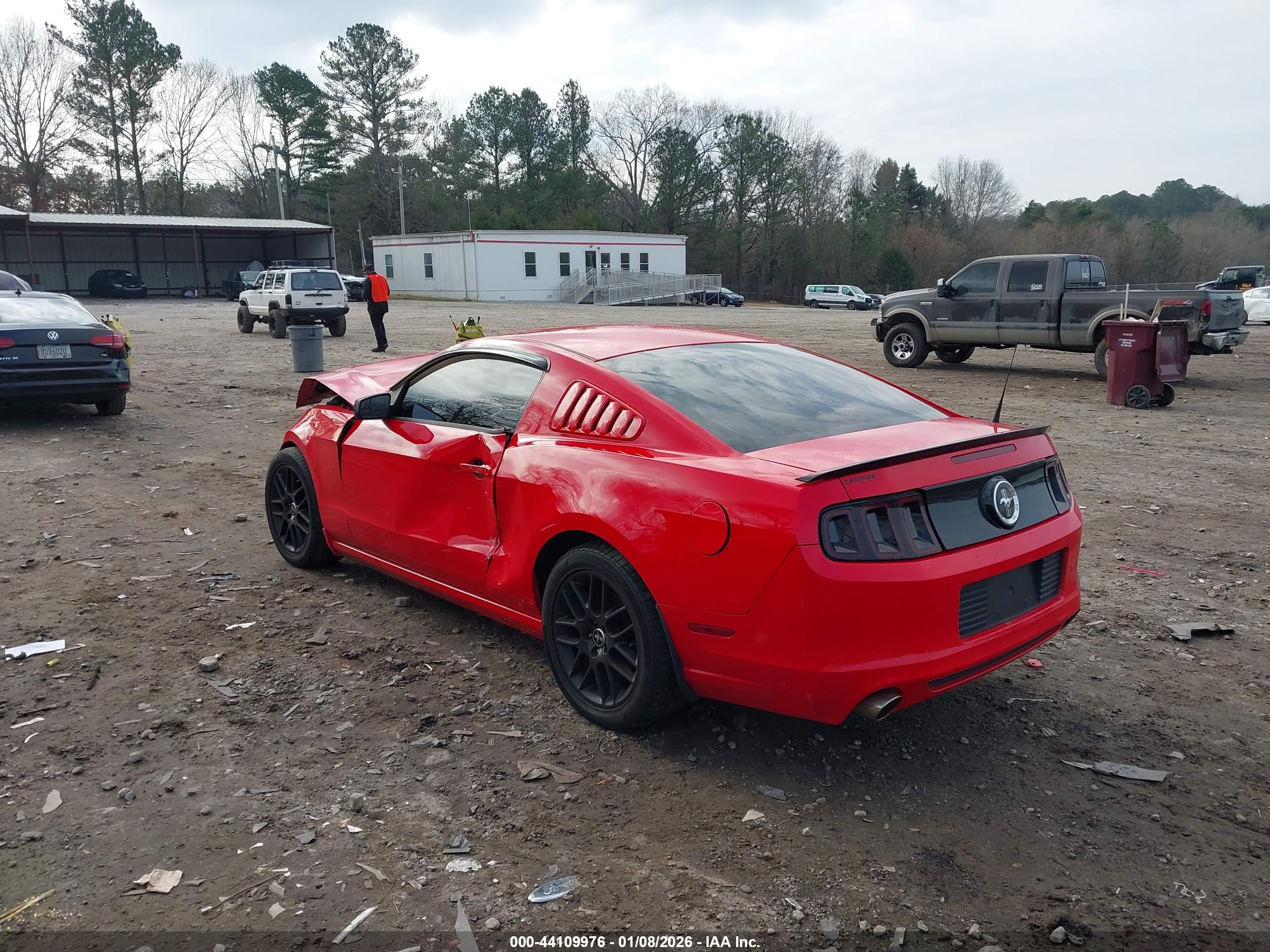 FORD MUSTANG image 3