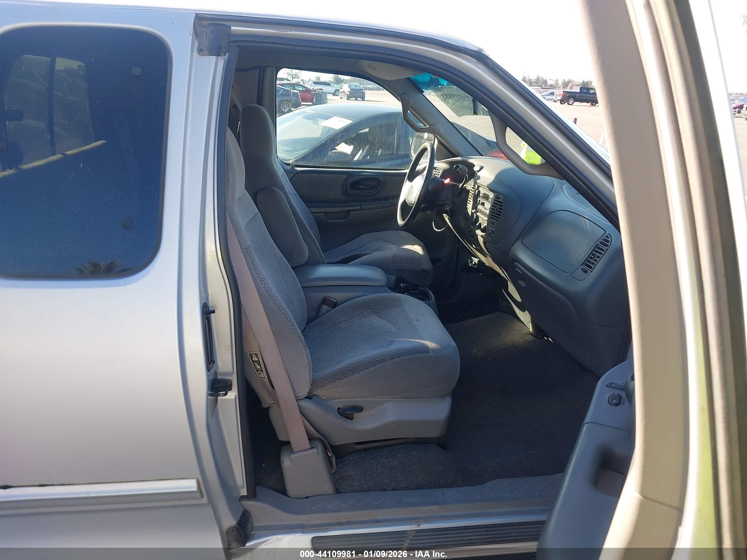 FORD F-150 image 5