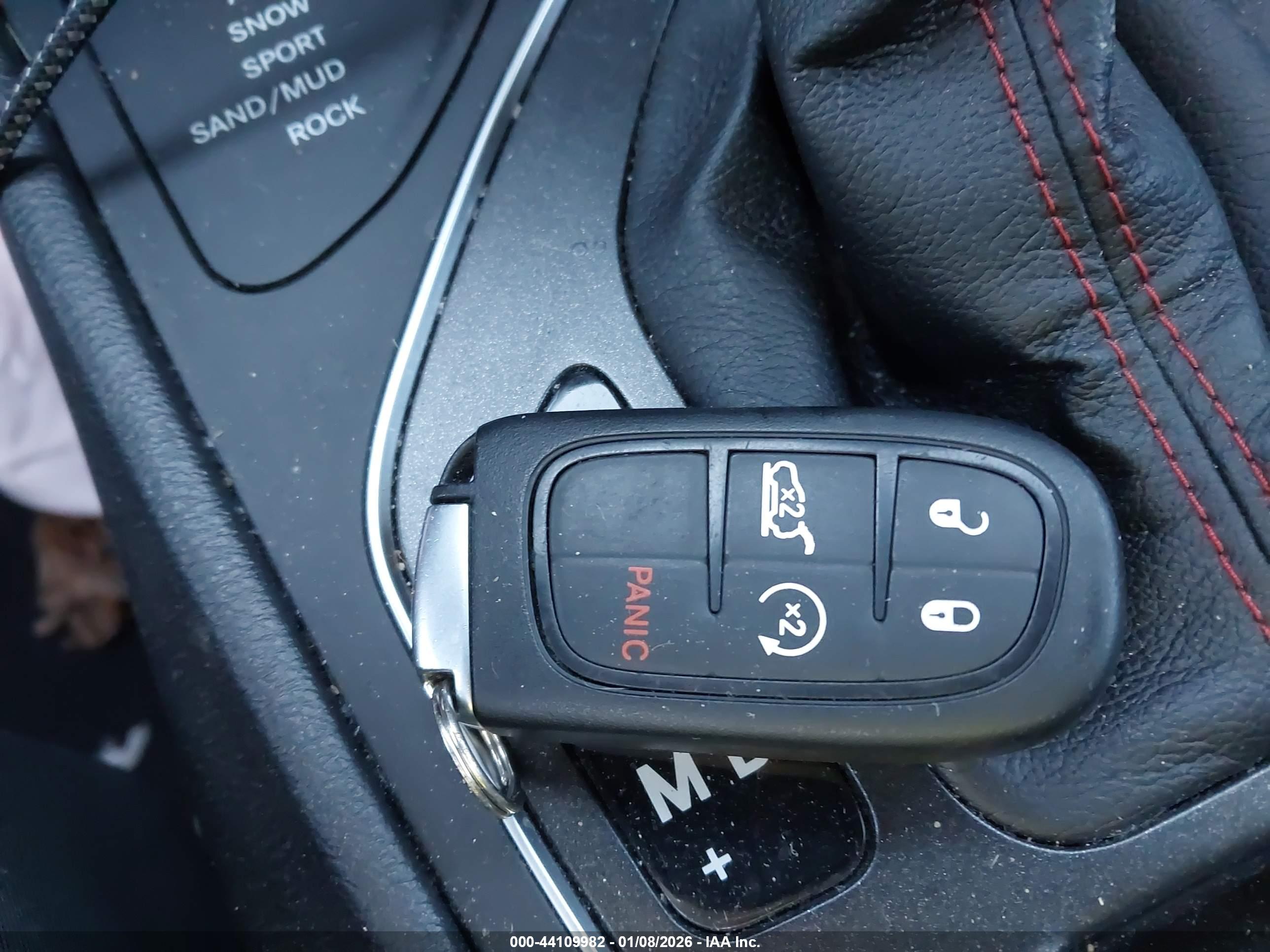 JEEP CHEROKEE image 11