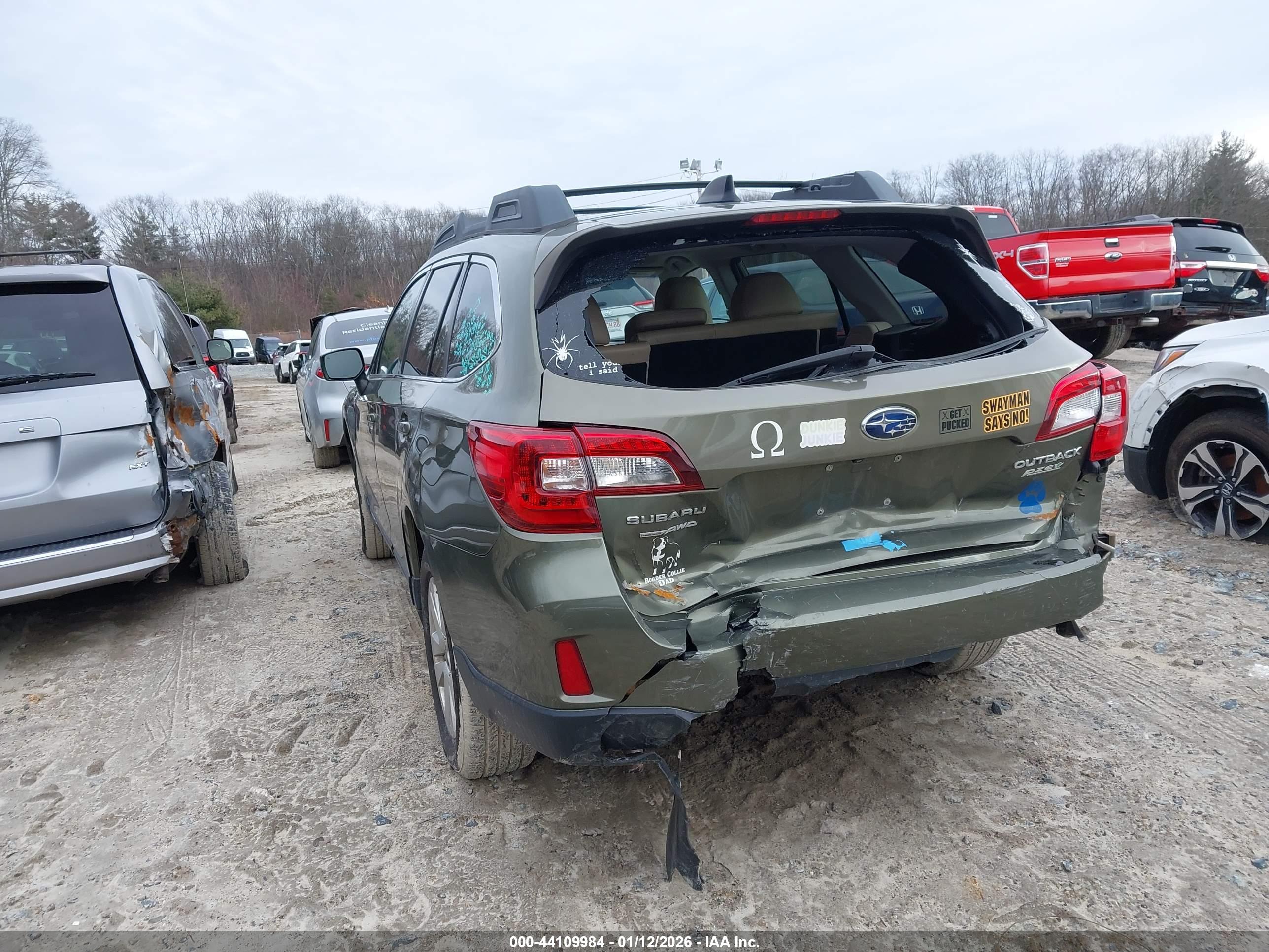 SUBARU OUTBACK image 3