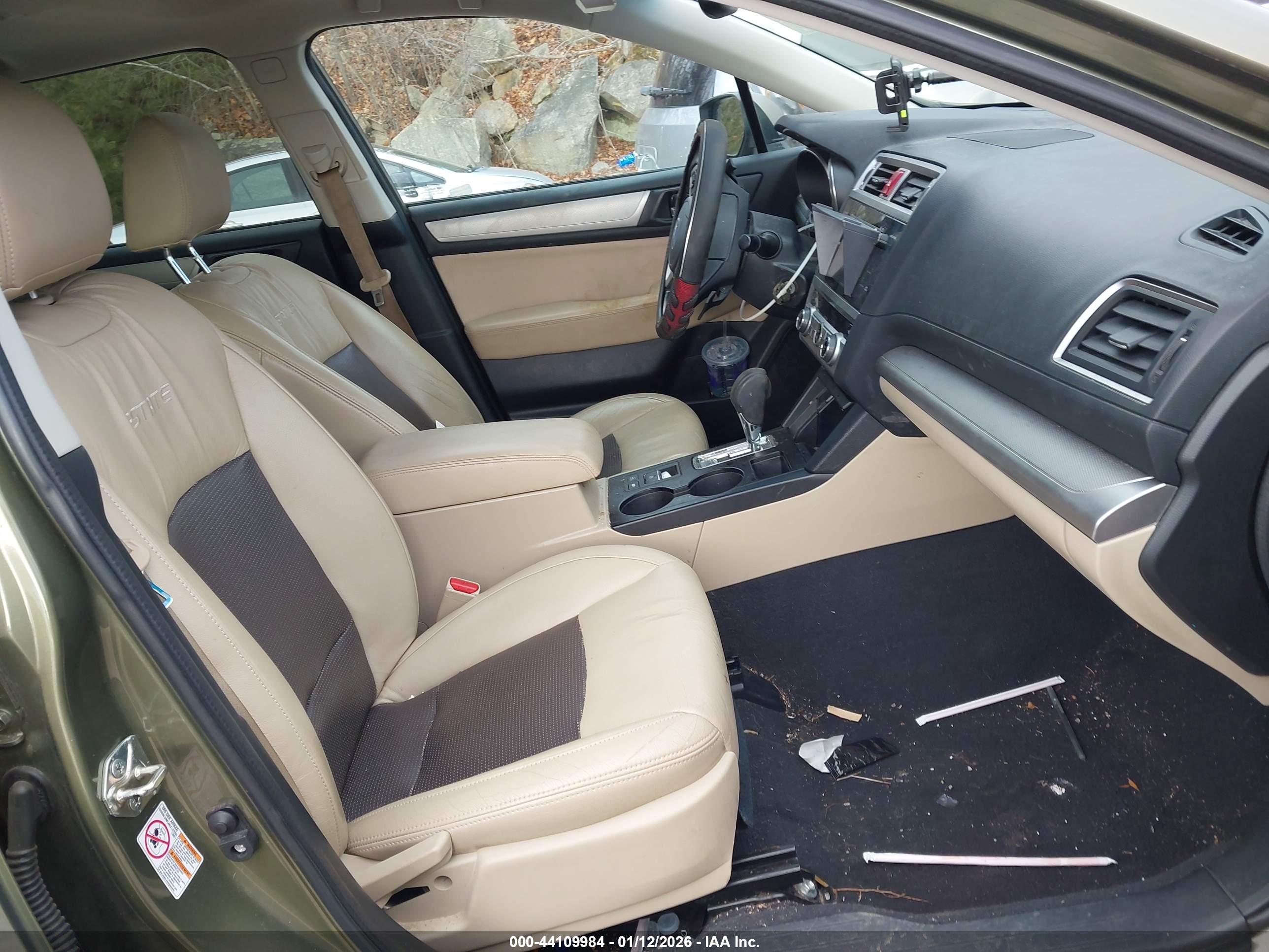 SUBARU OUTBACK image 5