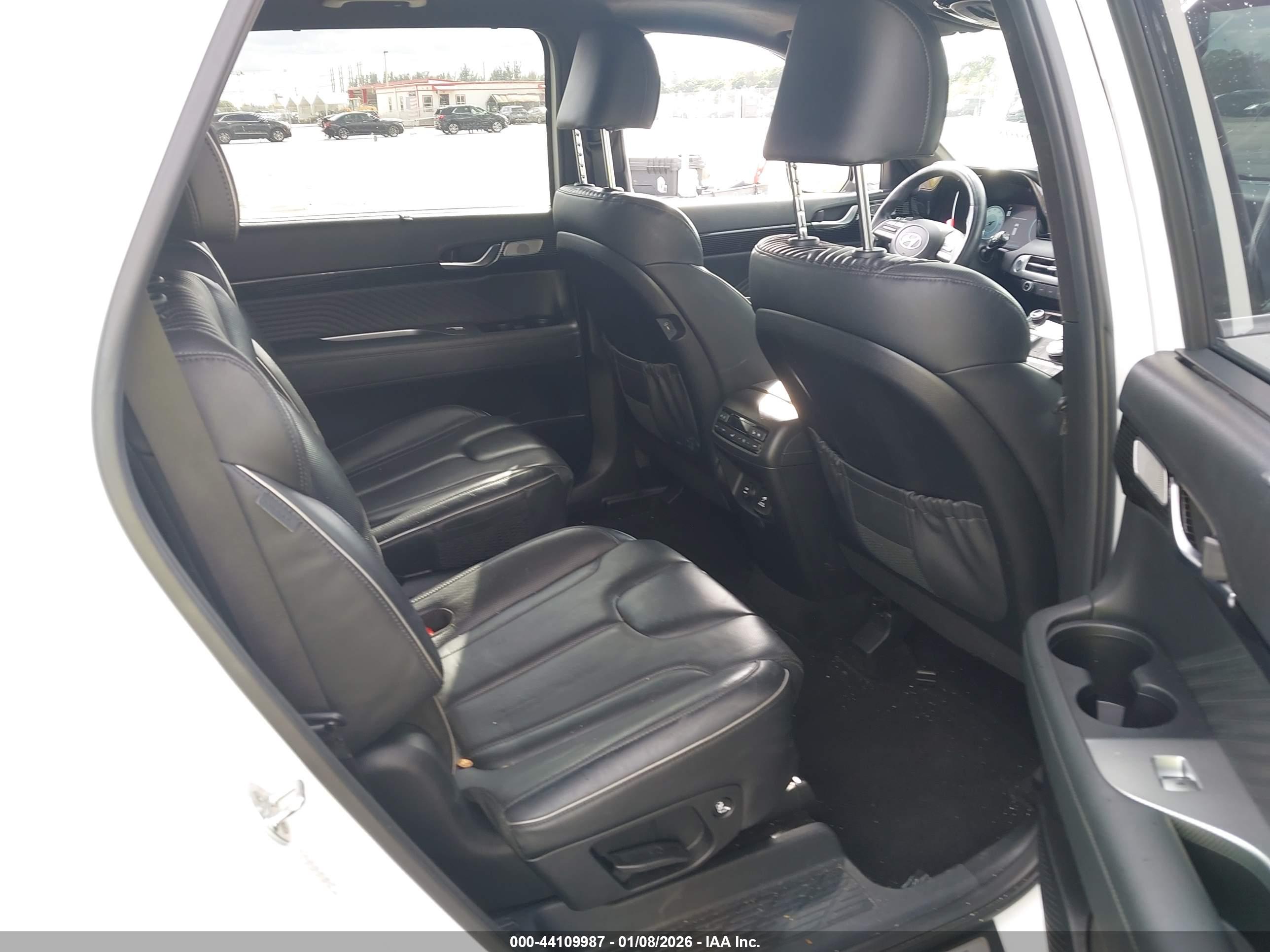 HYUNDAI PALISADE image 8