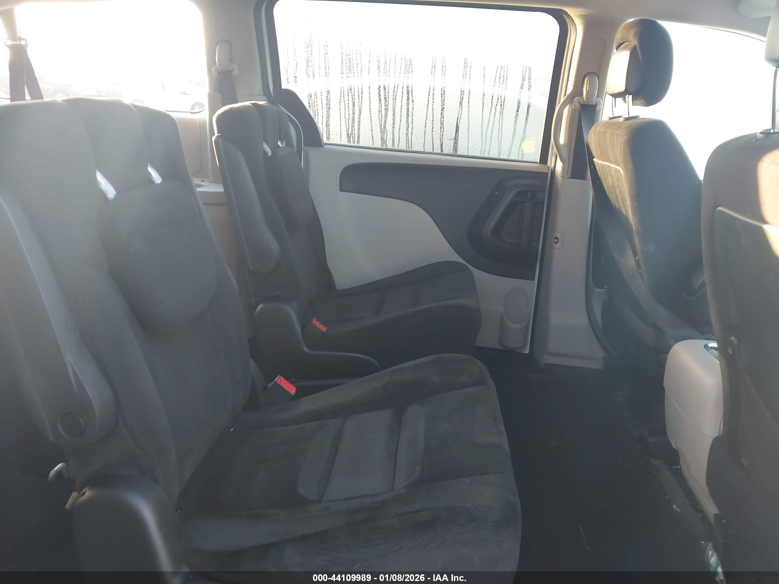 DODGE GRAND image 8
