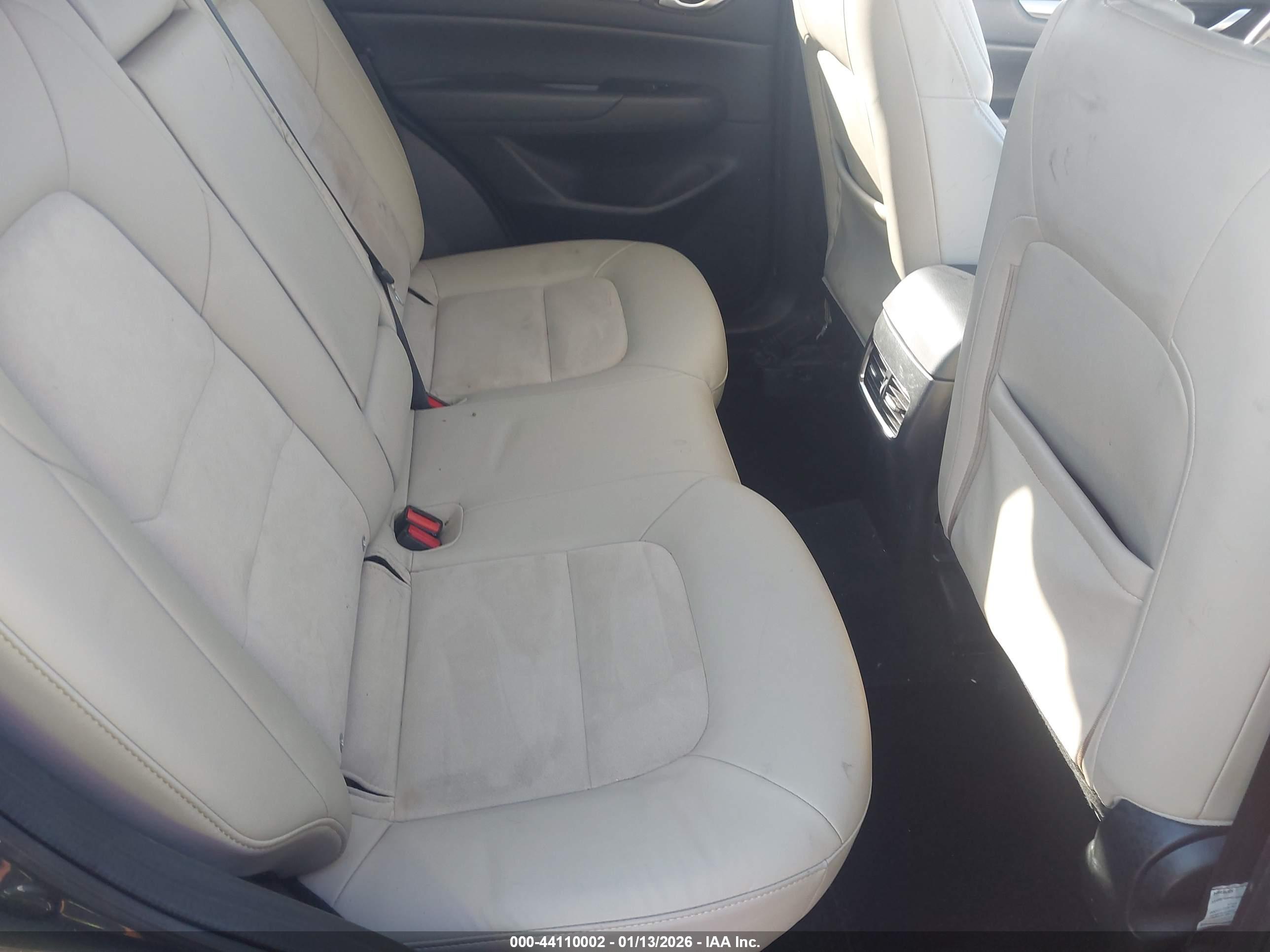 MAZDA CX-5 image 8