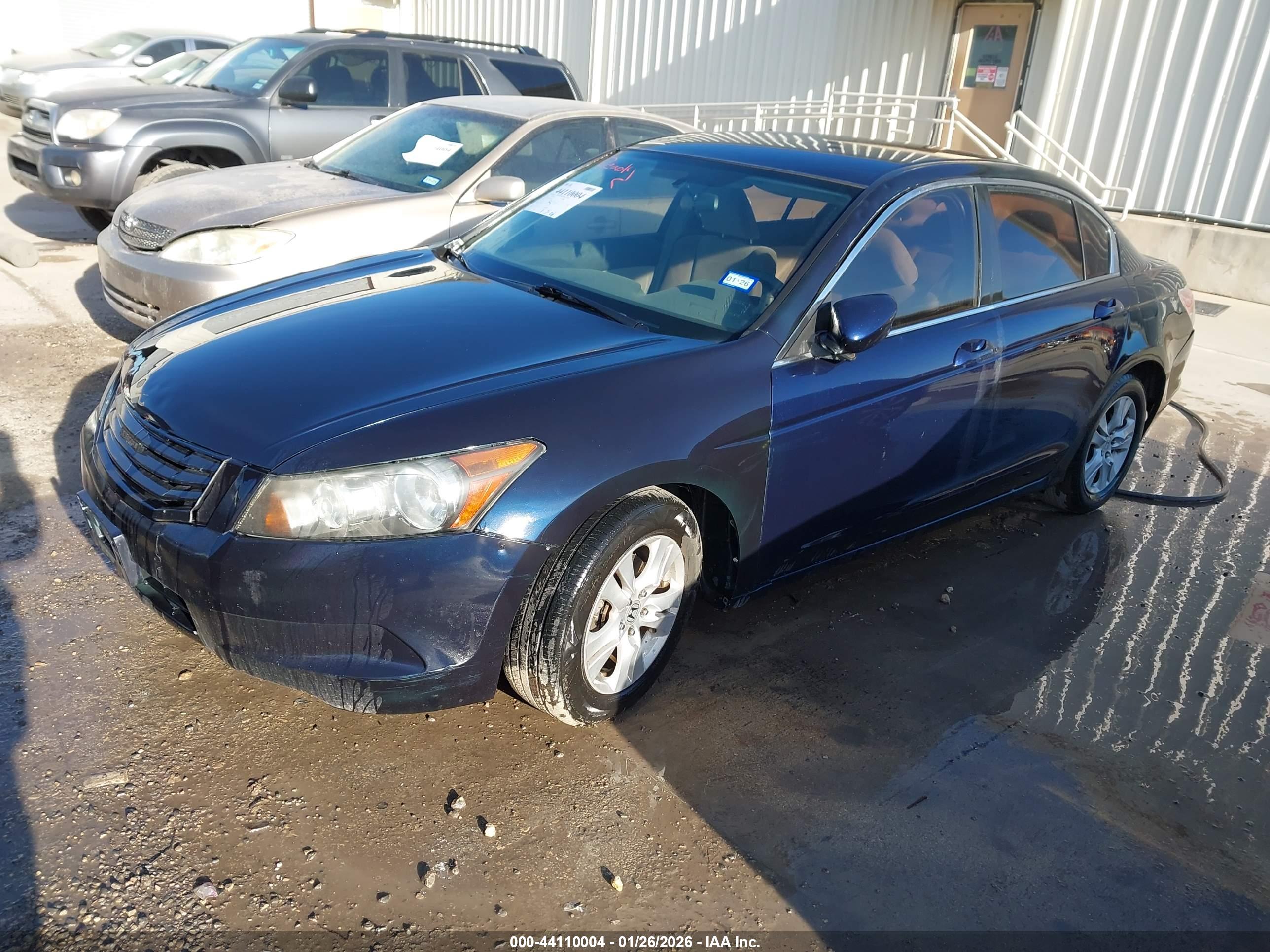 HONDA ACCORD image 2