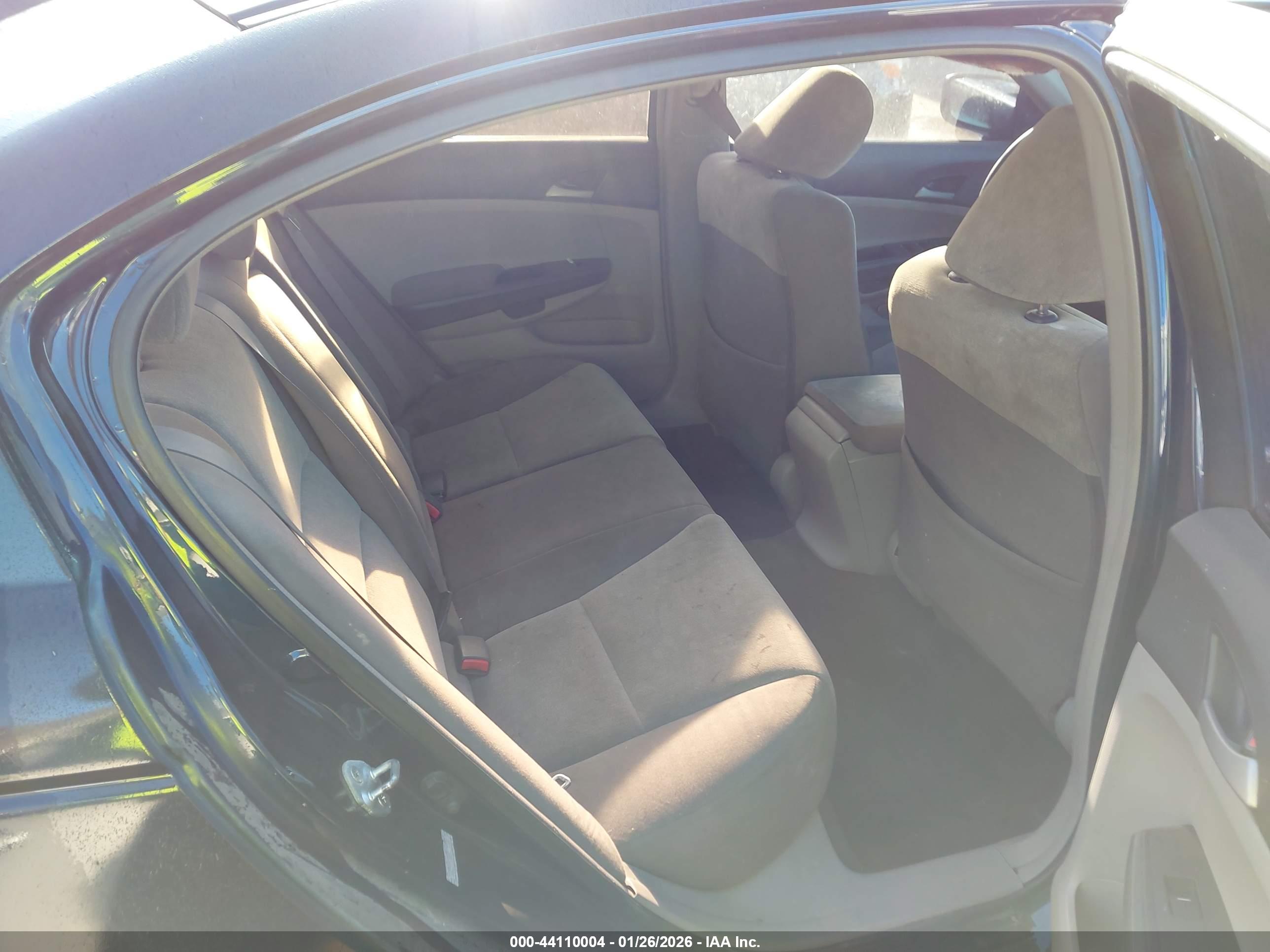 HONDA ACCORD image 8
