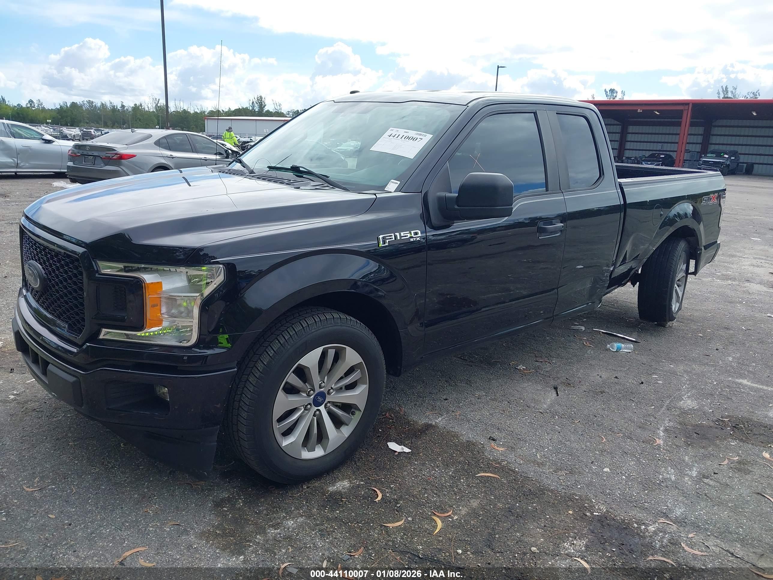 FORD F-150 image 2