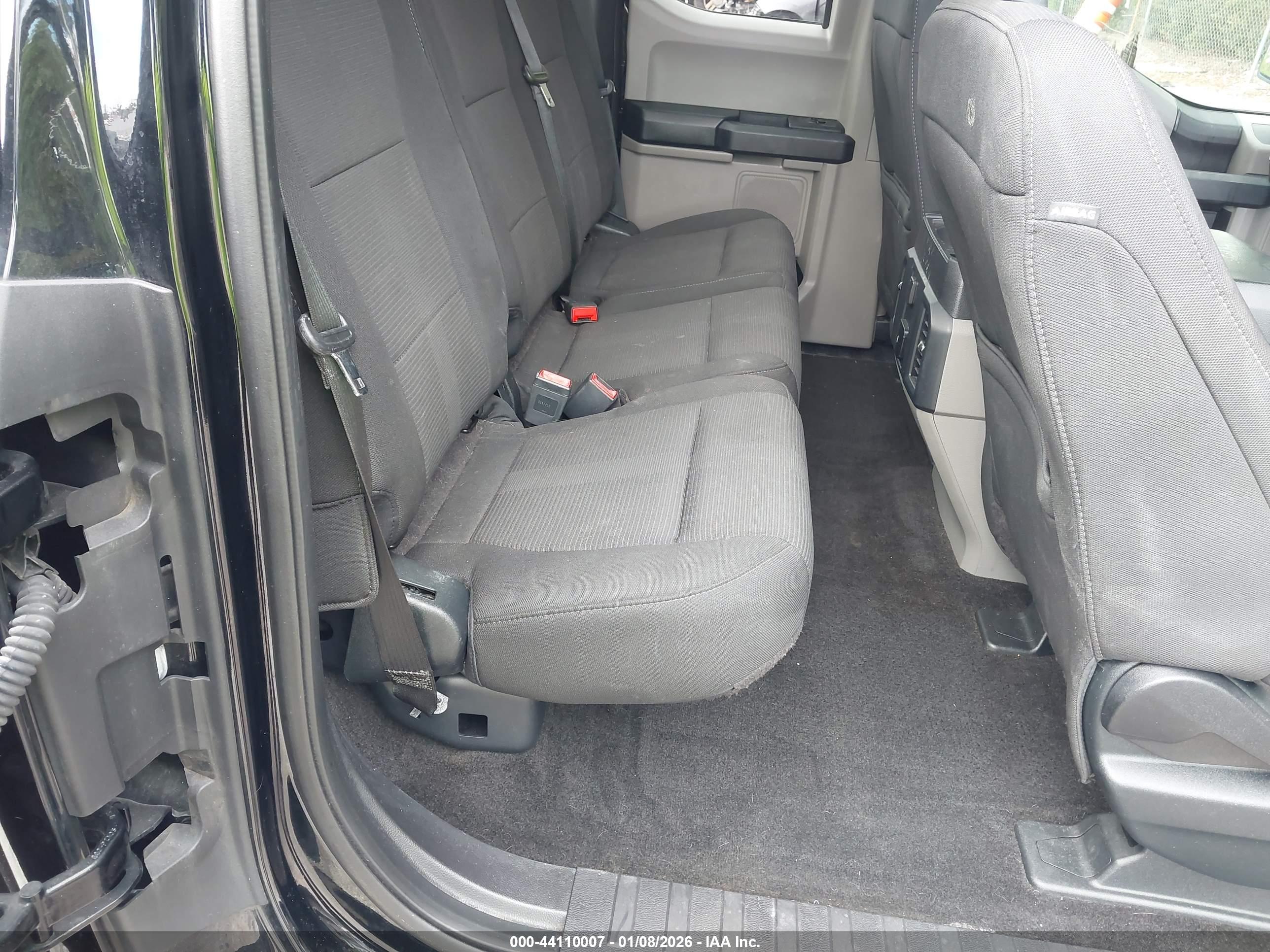 FORD F-150 image 8