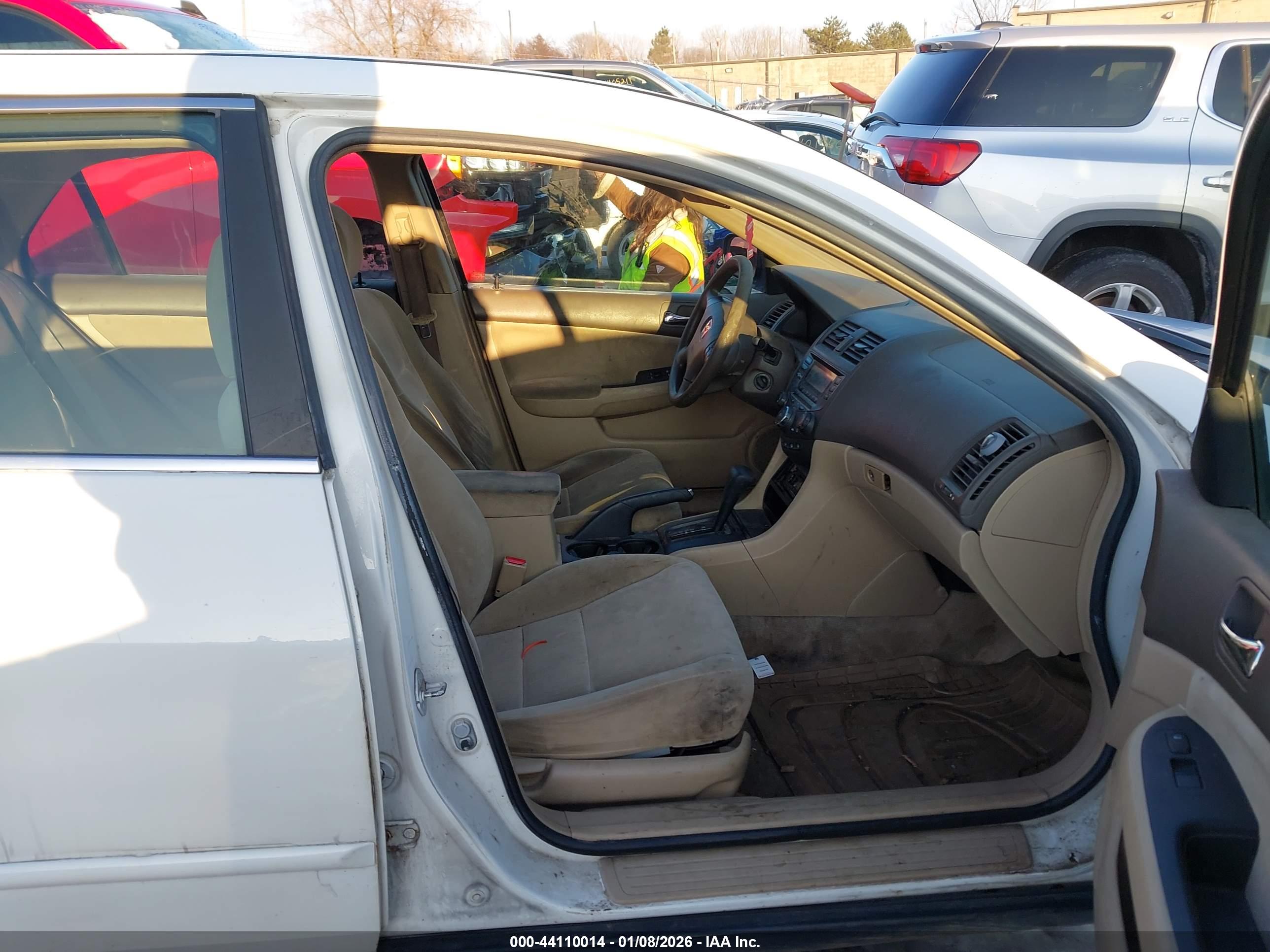 HONDA ACCORD image 5