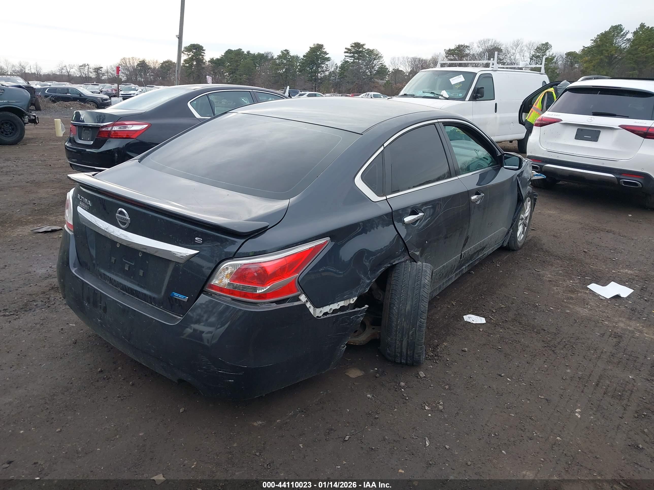 NISSAN ALTIMA image 4