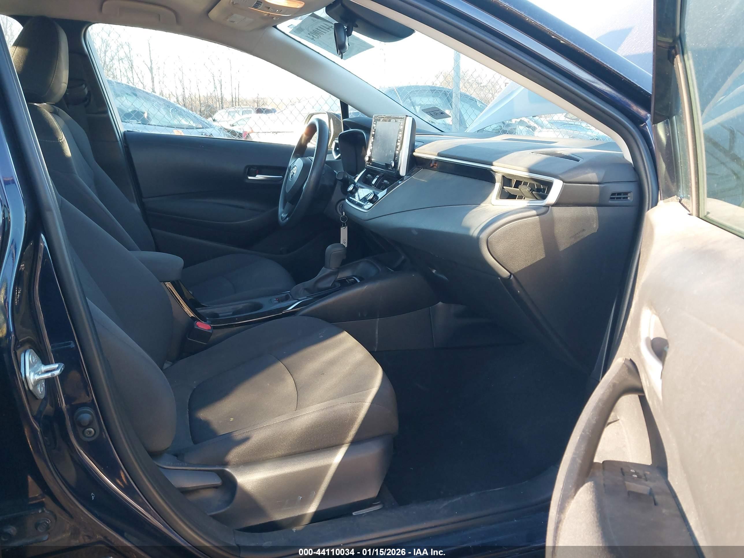 TOYOTA COROLLA image 5