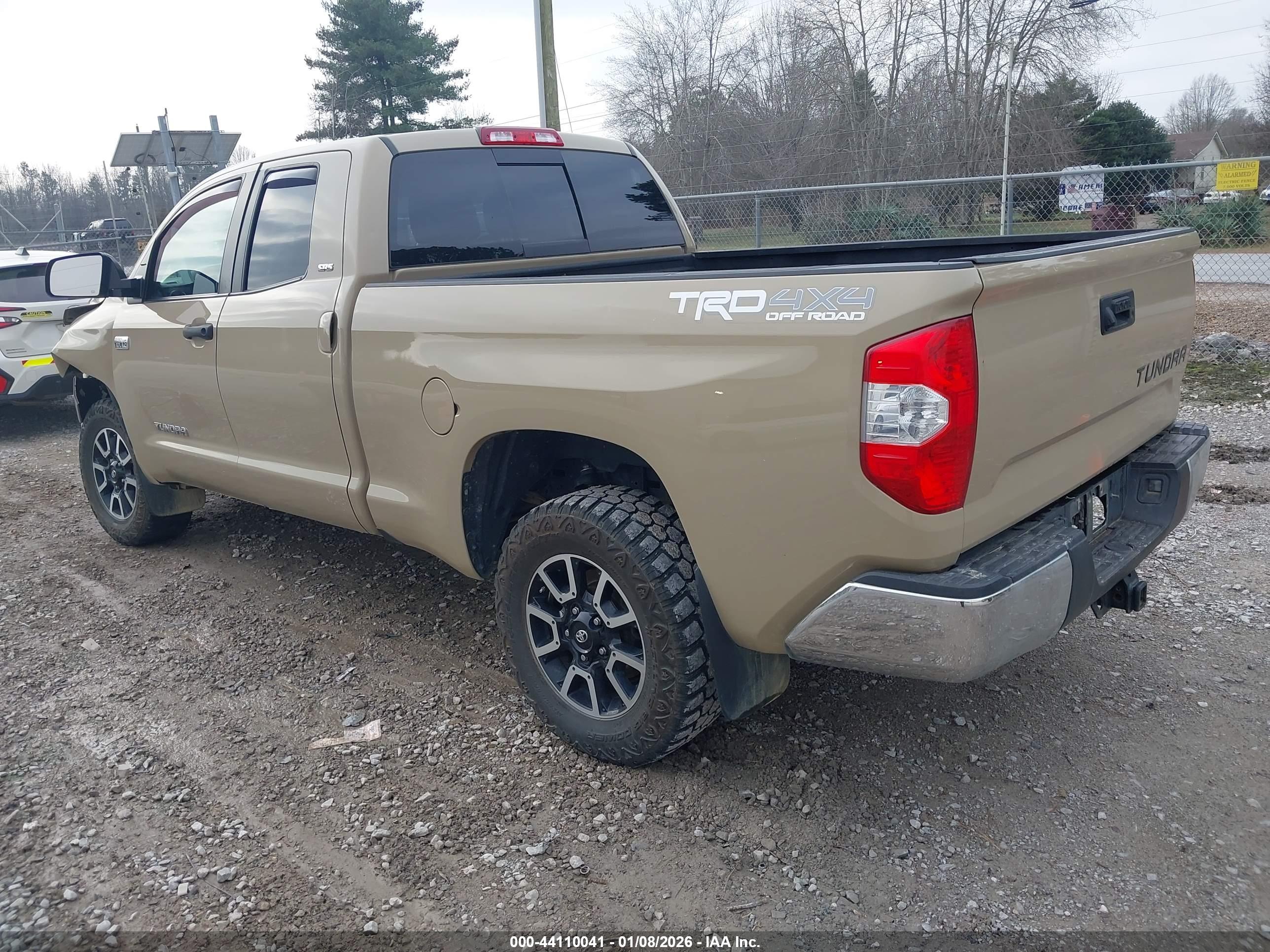 TOYOTA TUNDRA image 3