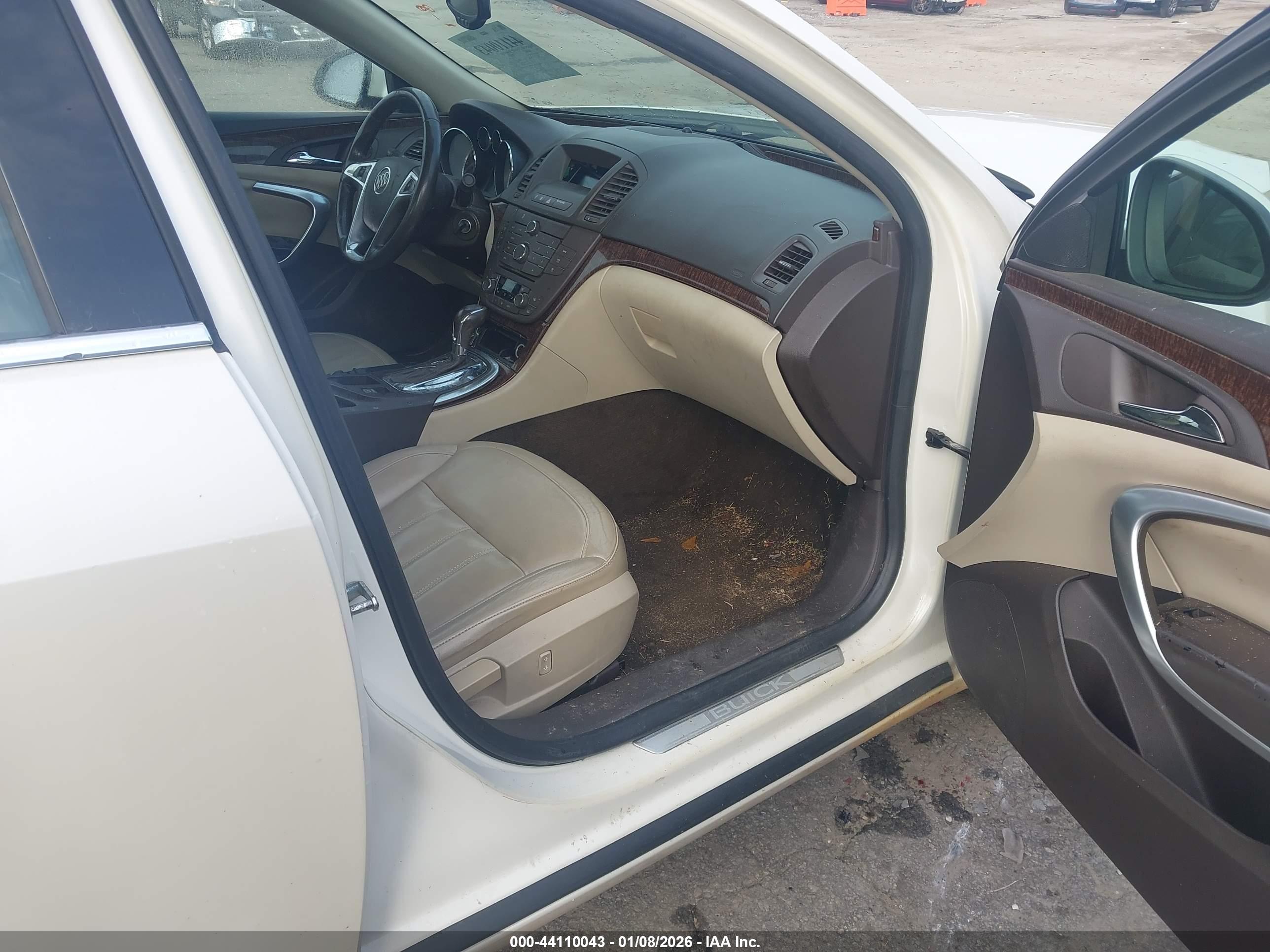 BUICK REGAL image 5