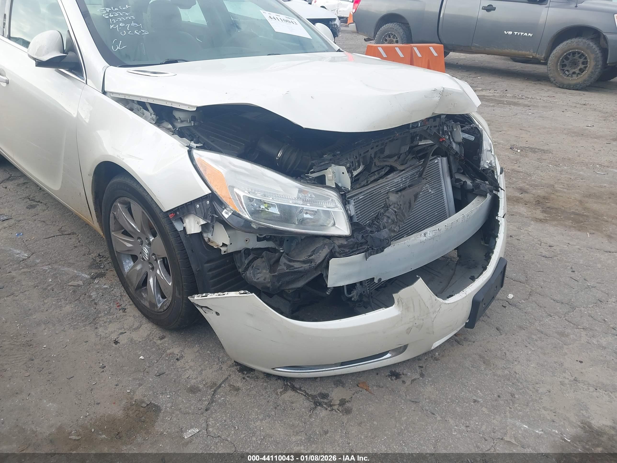 BUICK REGAL image 6