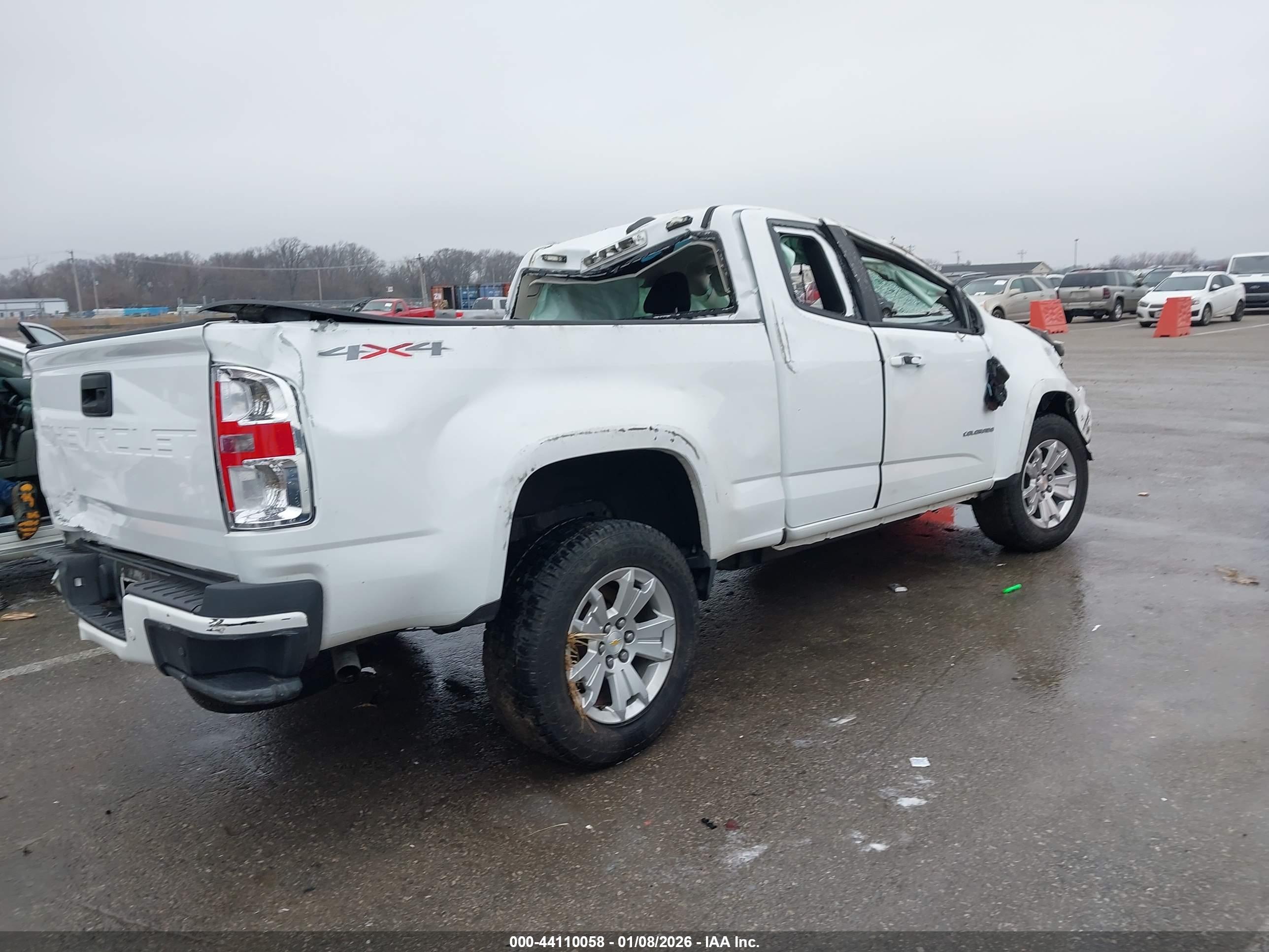 CHEVROLET COLORADO image 4