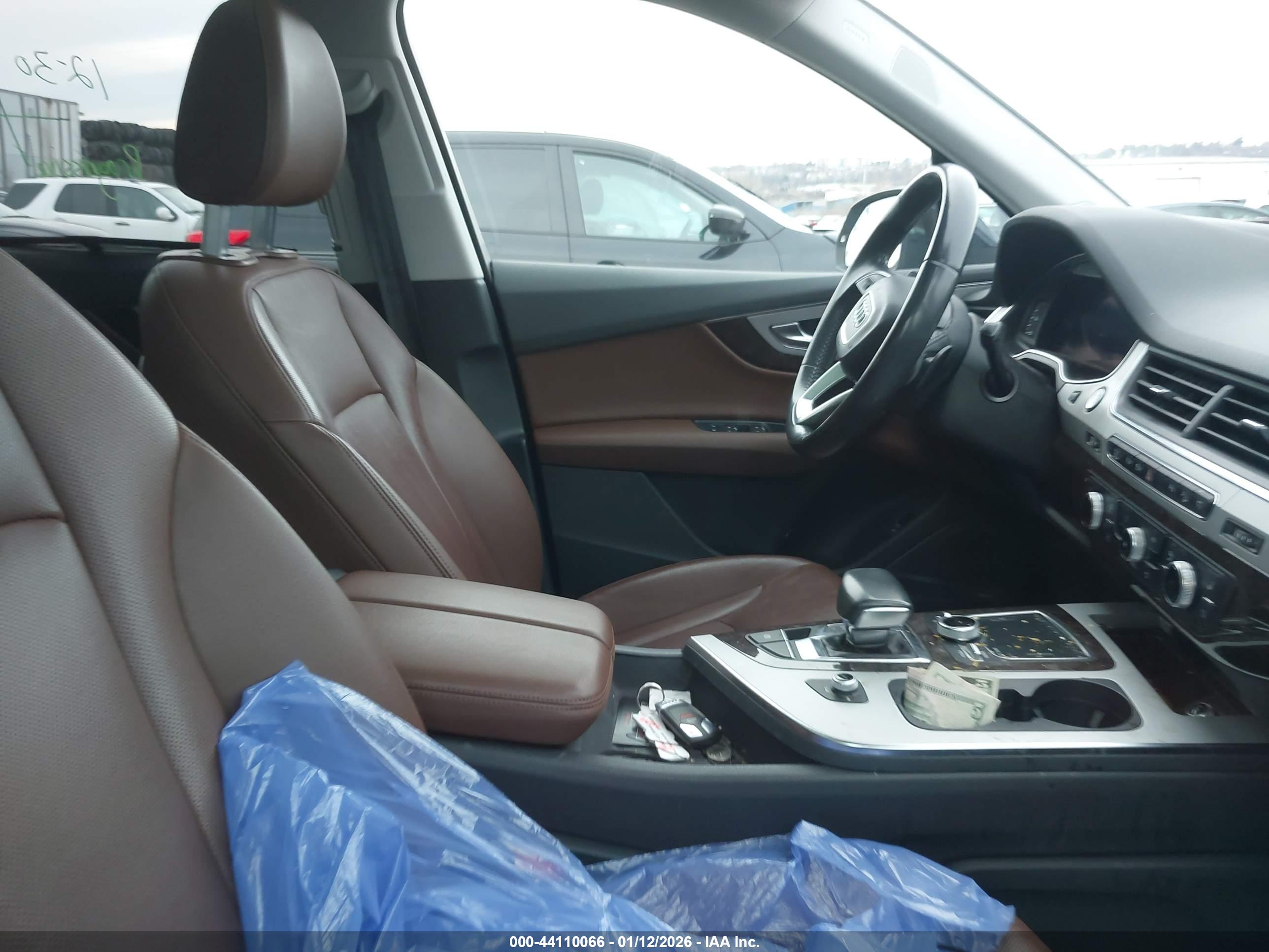 AUDI Q7 image 5