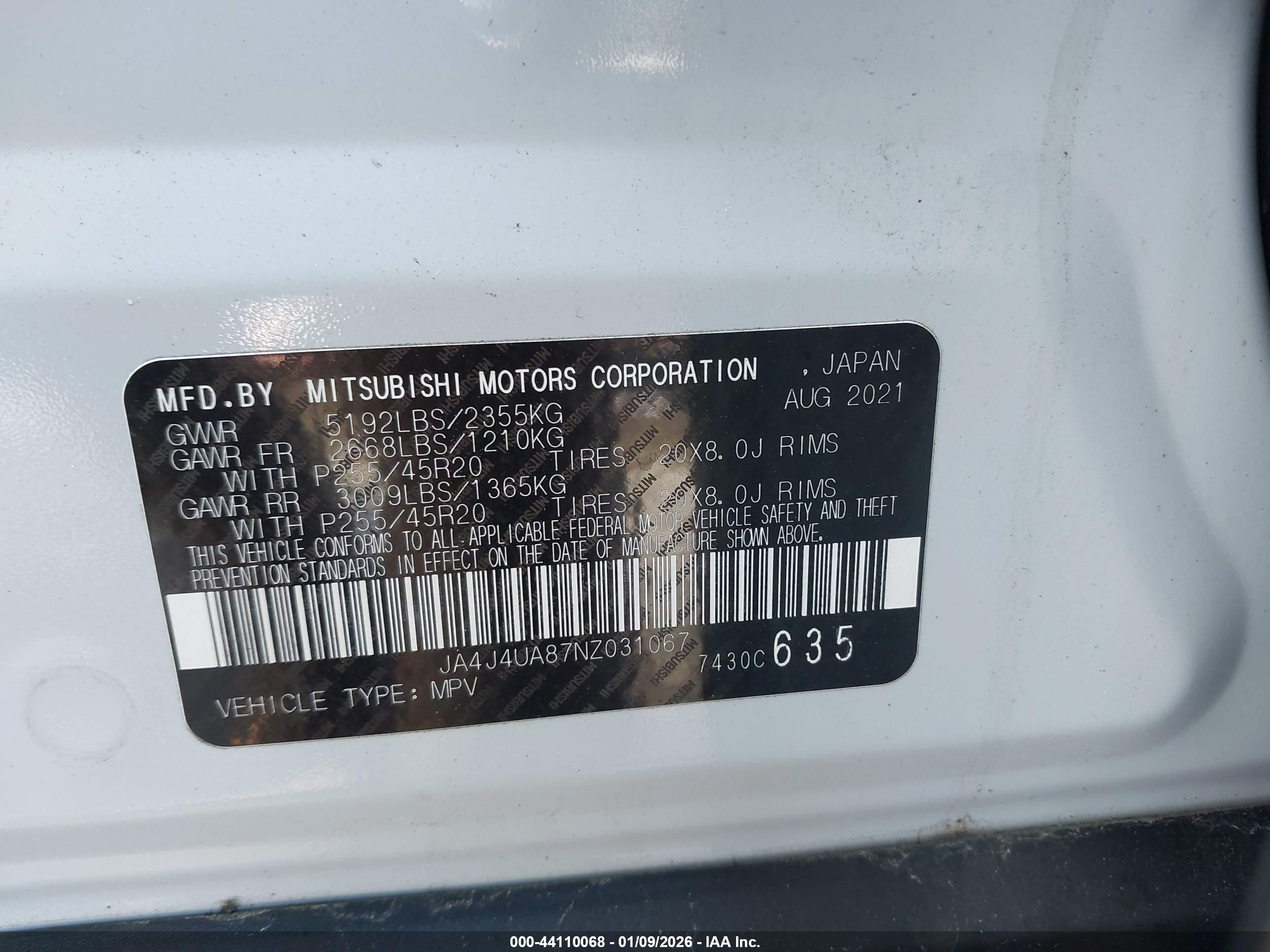 MITSUBISHI OUTLANDER image 9