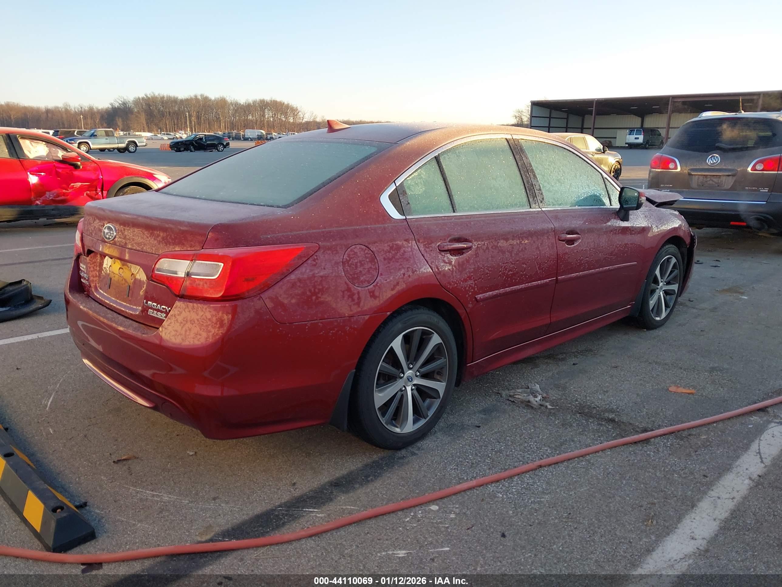 SUBARU LEGACY image 4