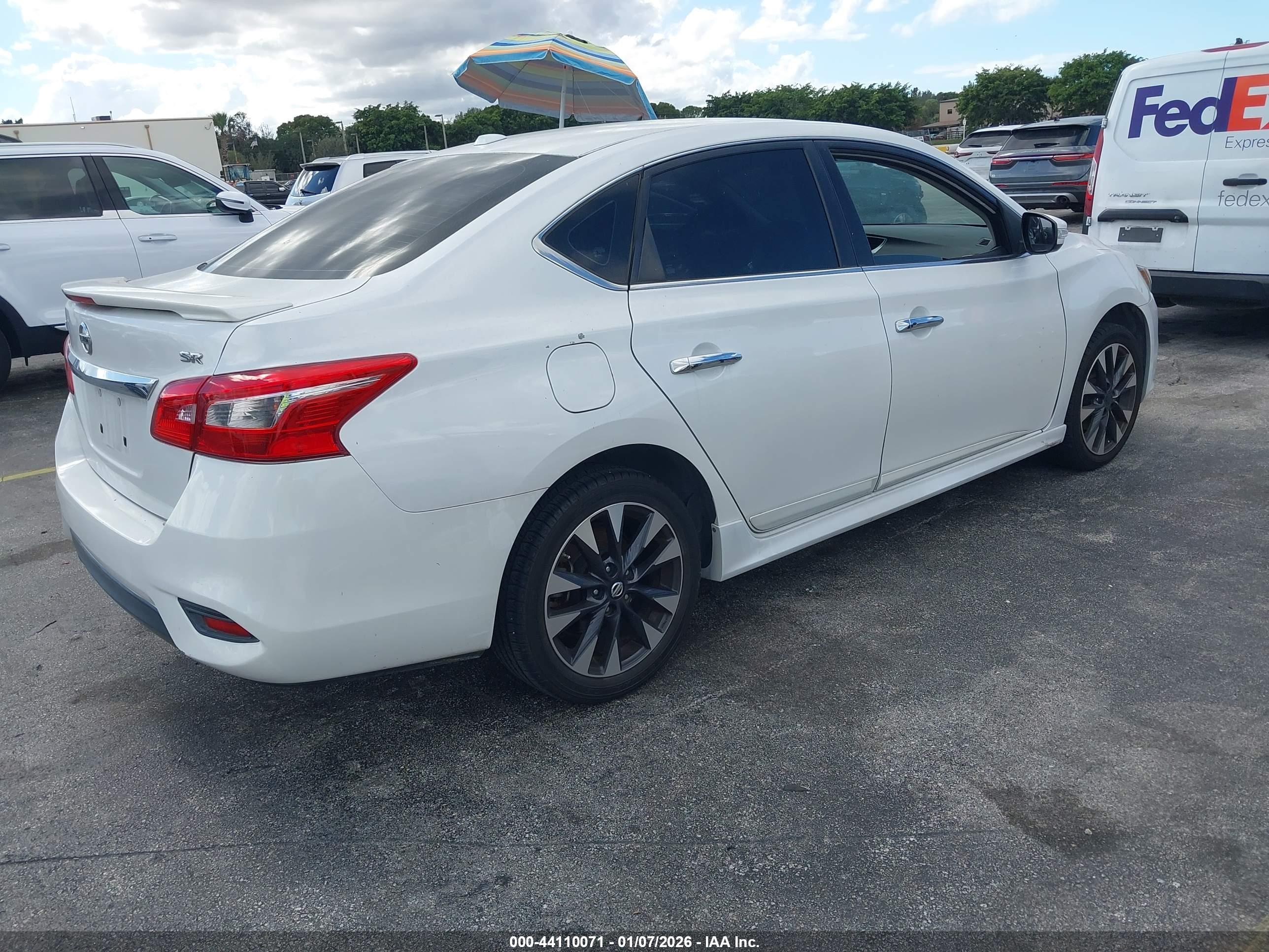 NISSAN SENTRA image 4