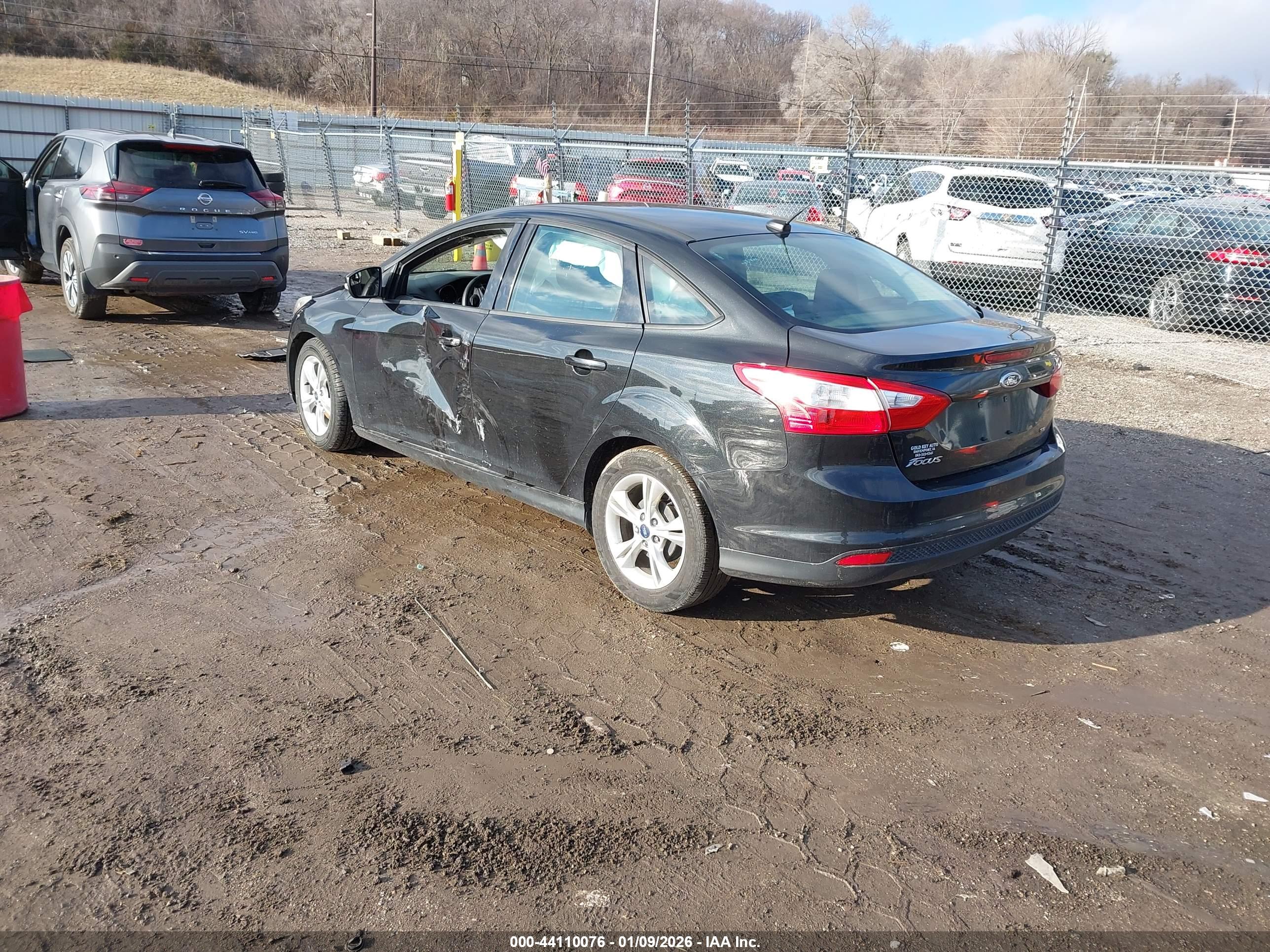 FORD FOCUS image 3