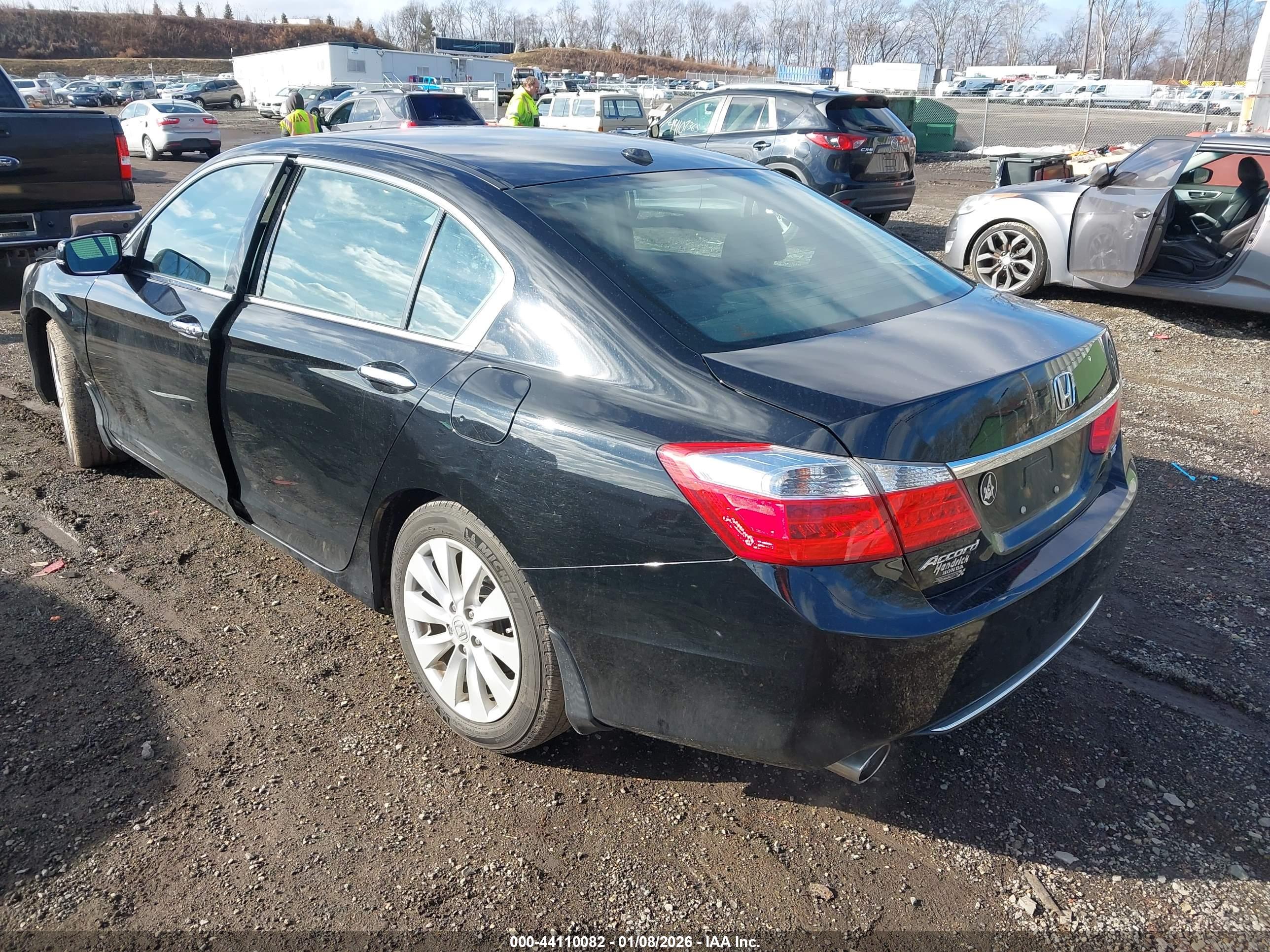HONDA ACCORD image 3