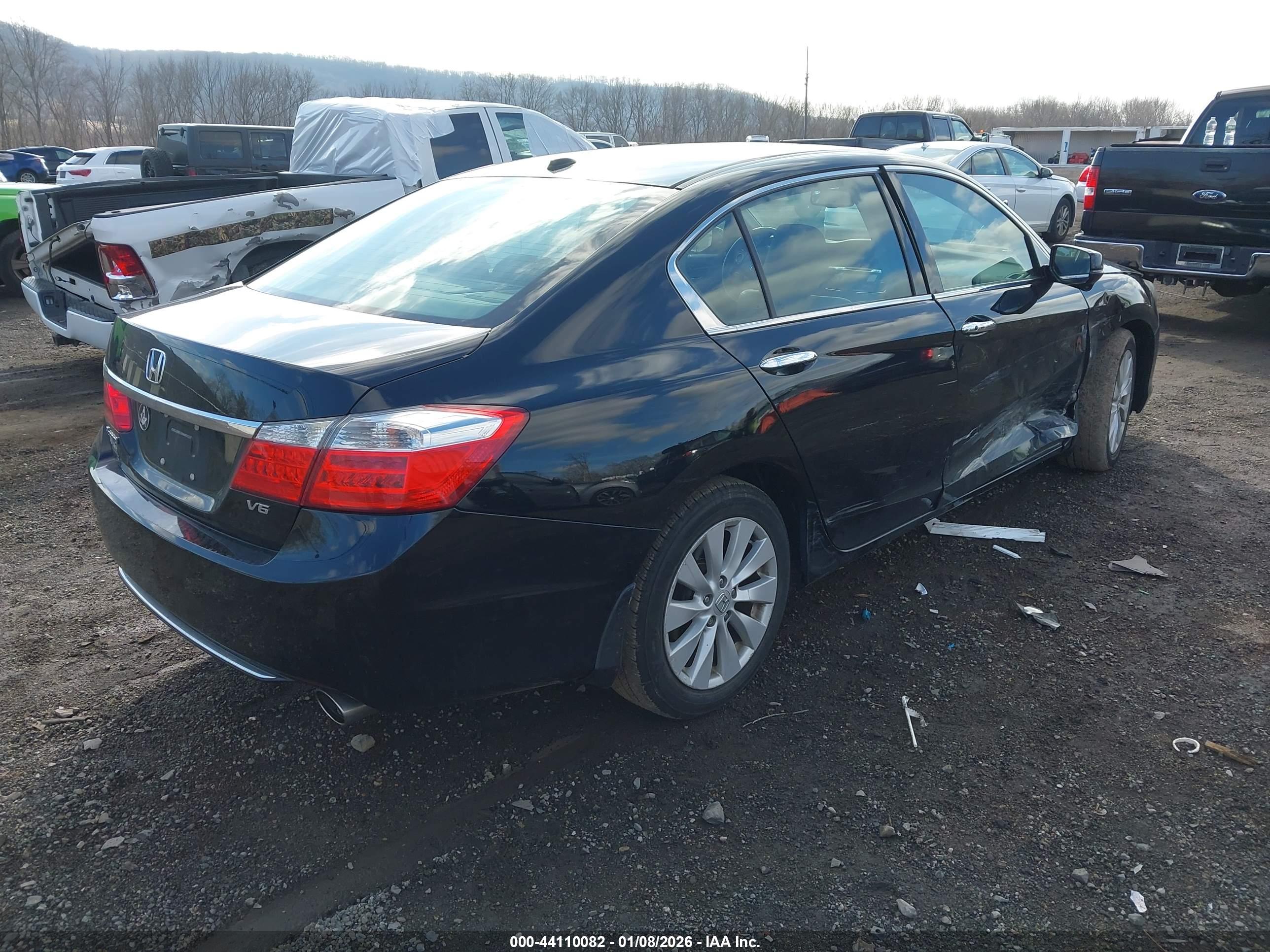 HONDA ACCORD image 4