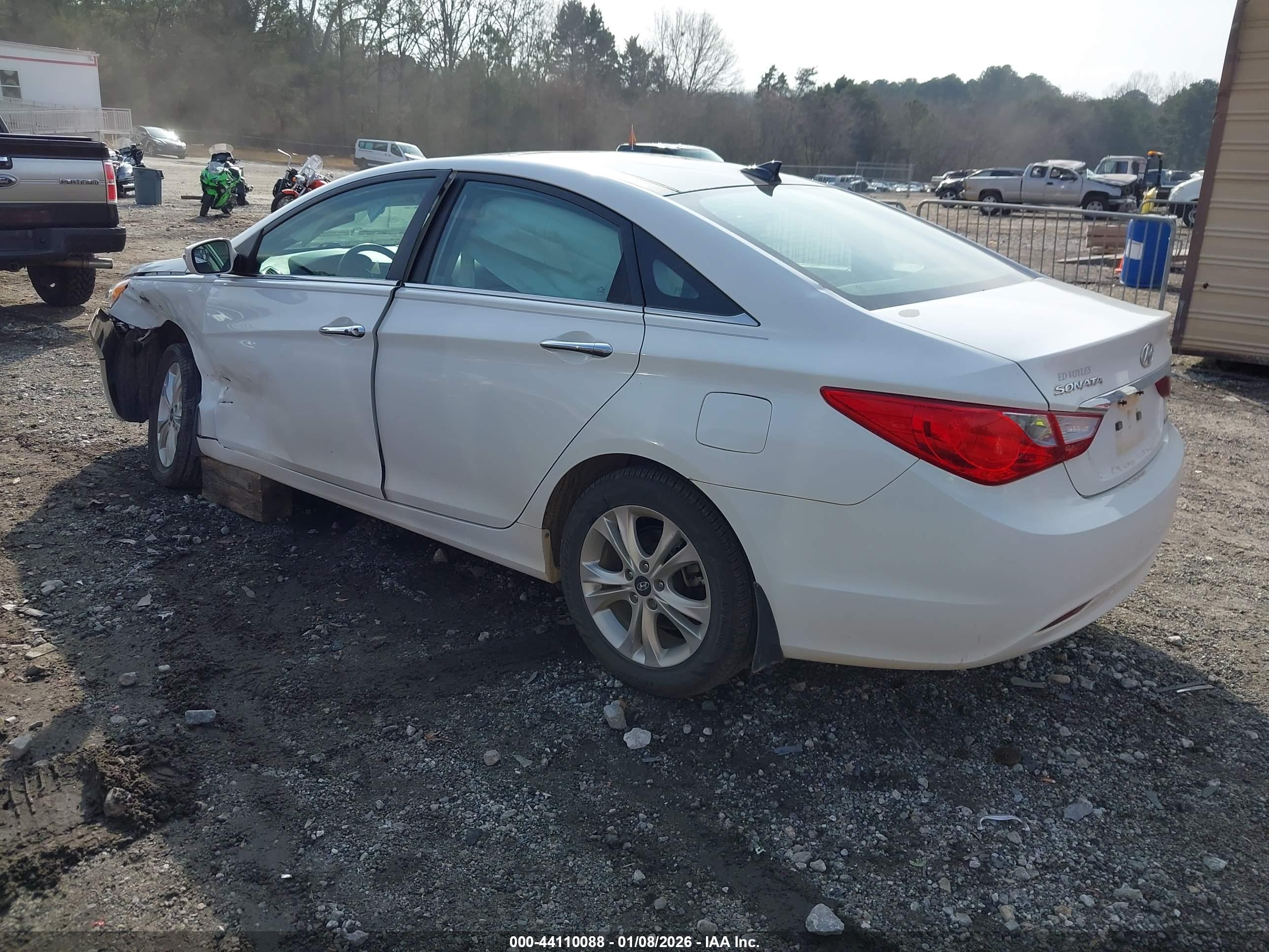 HYUNDAI SONATA image 3
