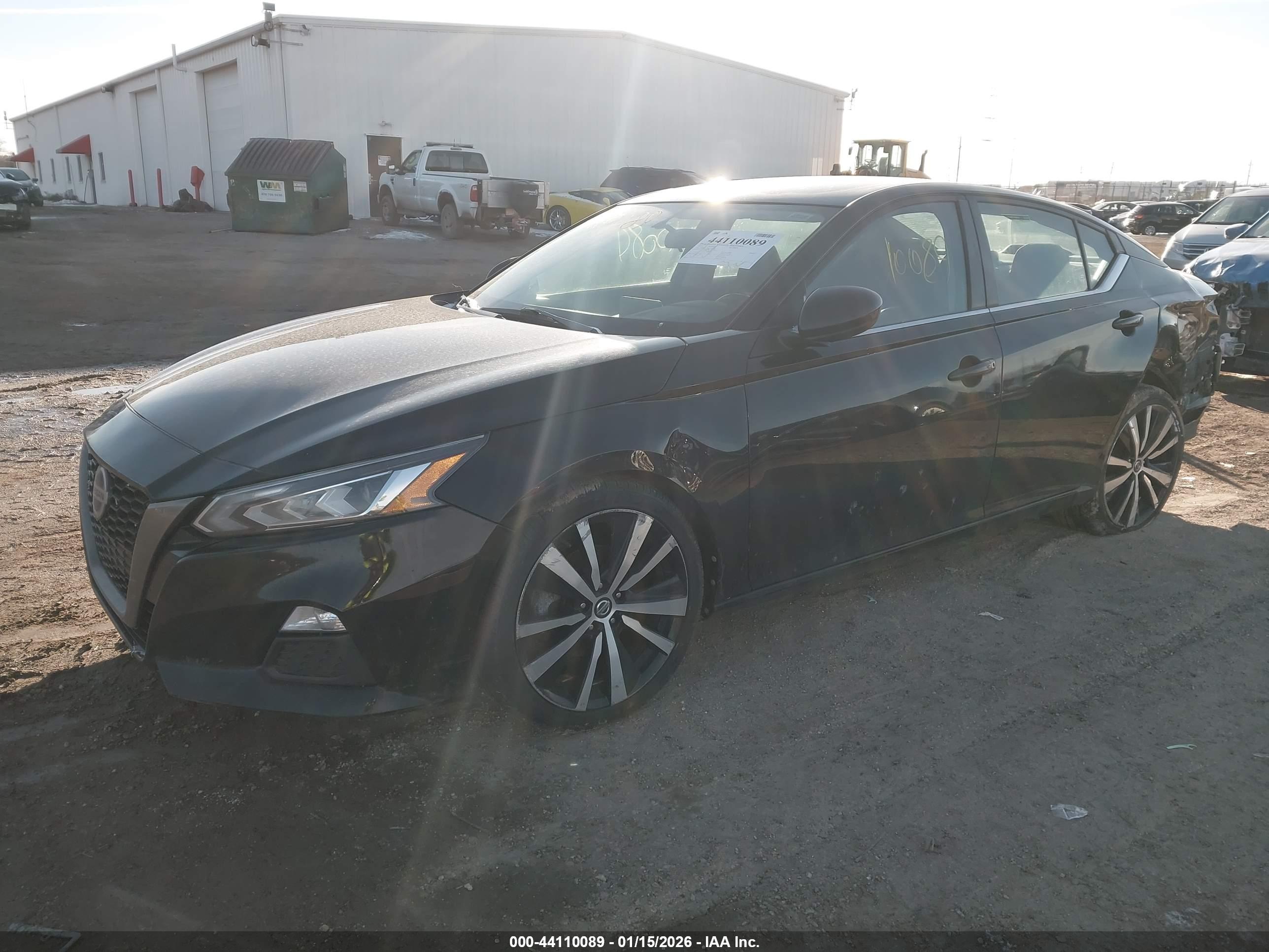 NISSAN ALTIMA image 2