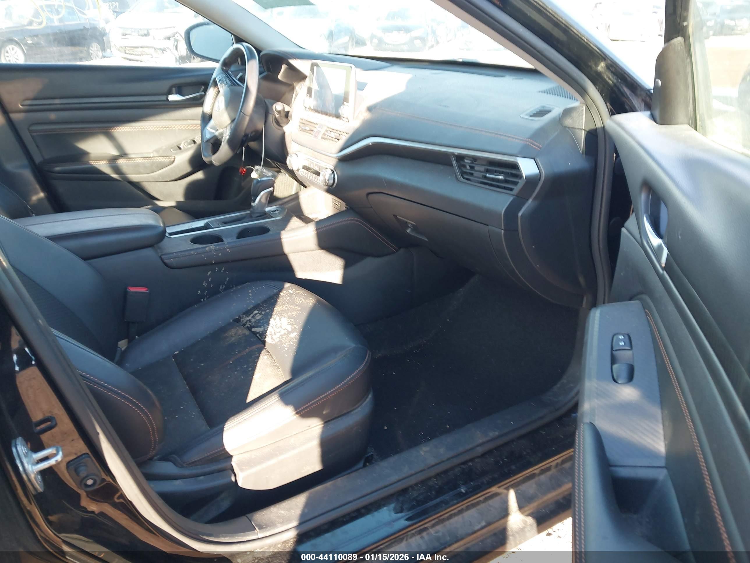 NISSAN ALTIMA image 5